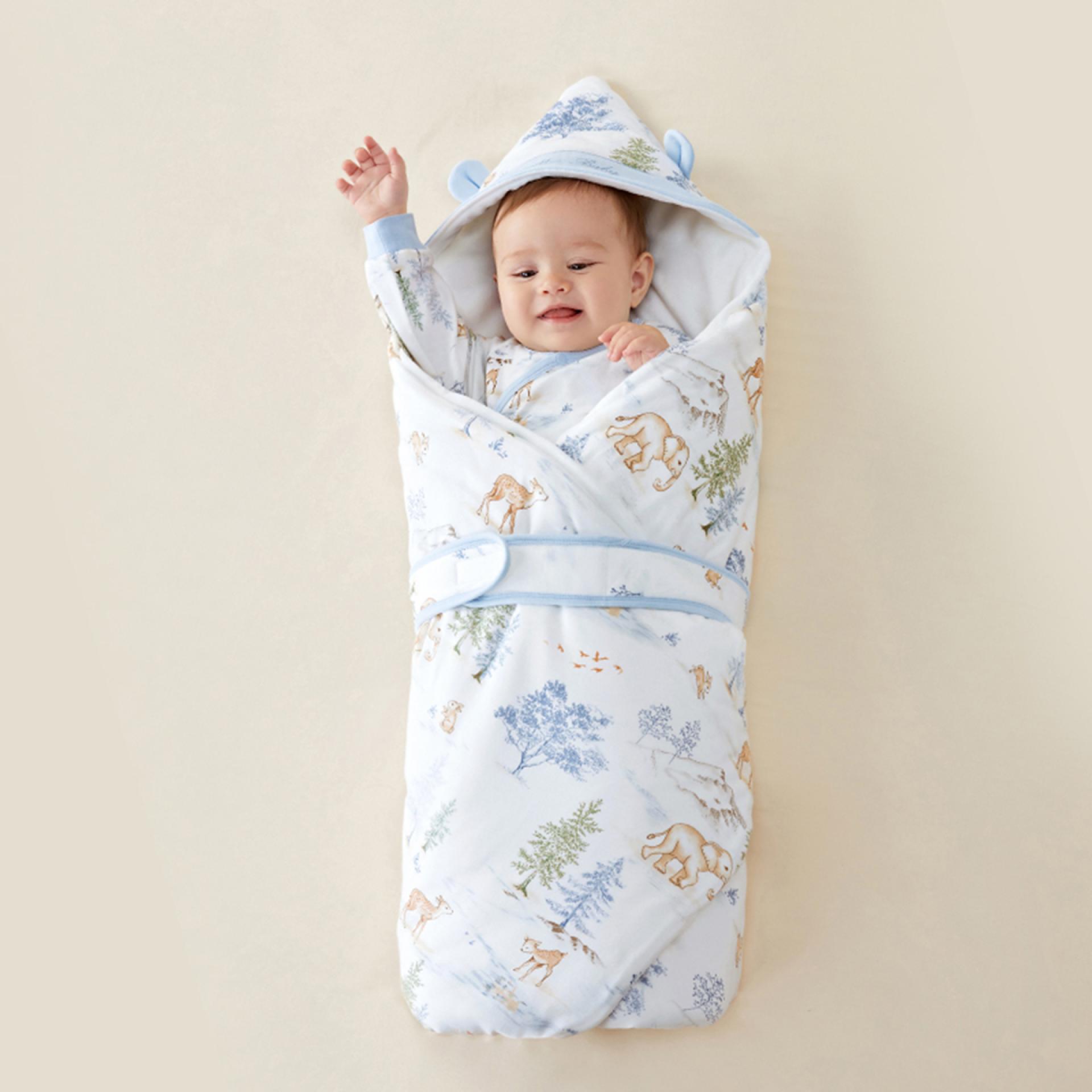 London Design Awards Winner - Lining-Detachable Knitted Baby Swaddle
