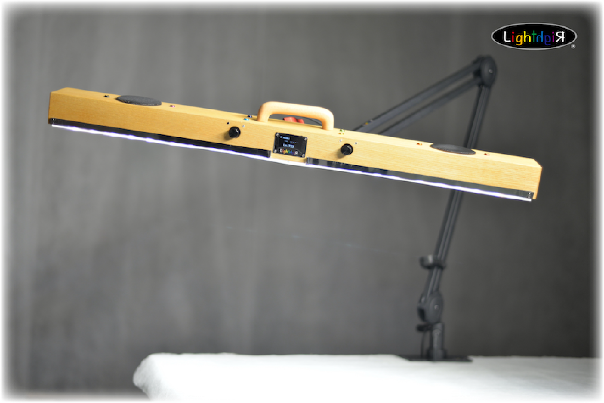 London Design Awards Winner - Accurate CT & Lux Lamp