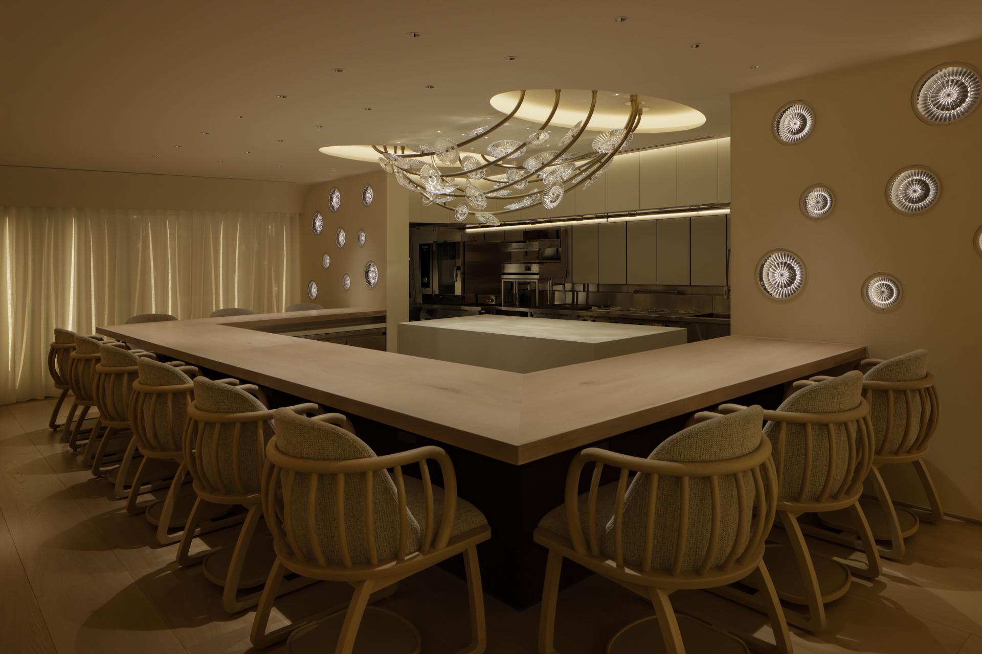 London Design Awards Winner - amarantos