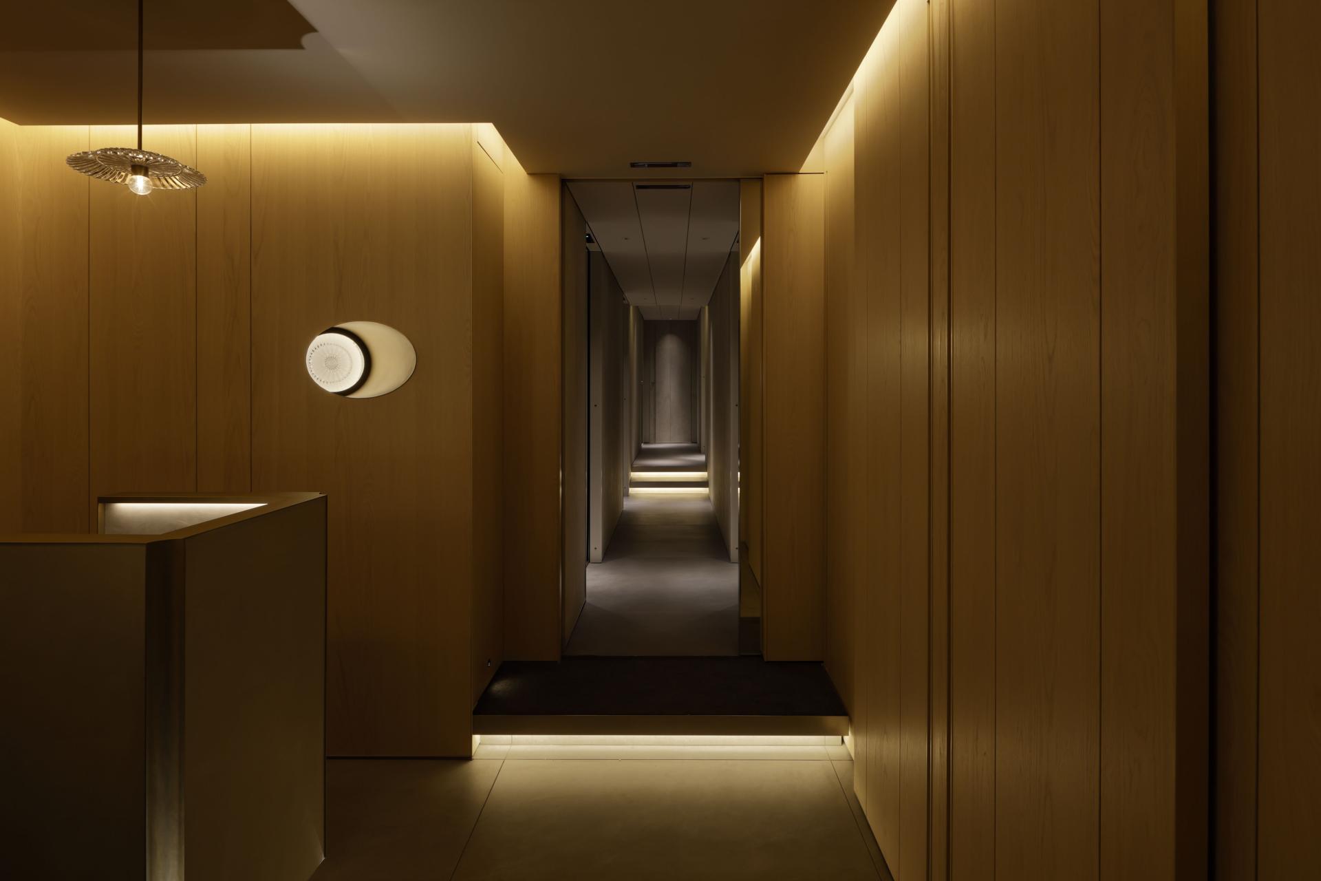 London Design Awards Winner - amarantos