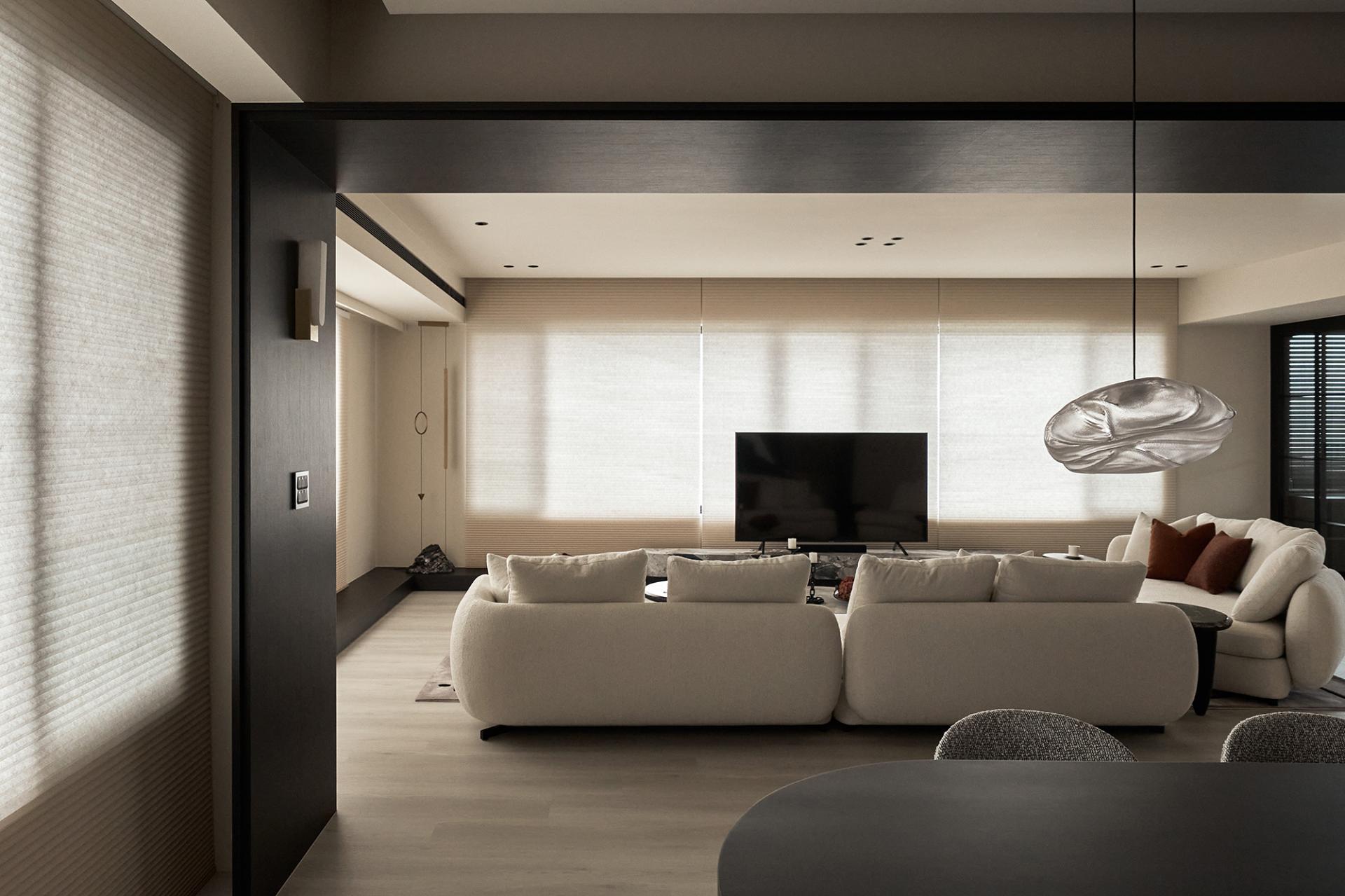 London Design Awards Winner - Seasons as Living Art