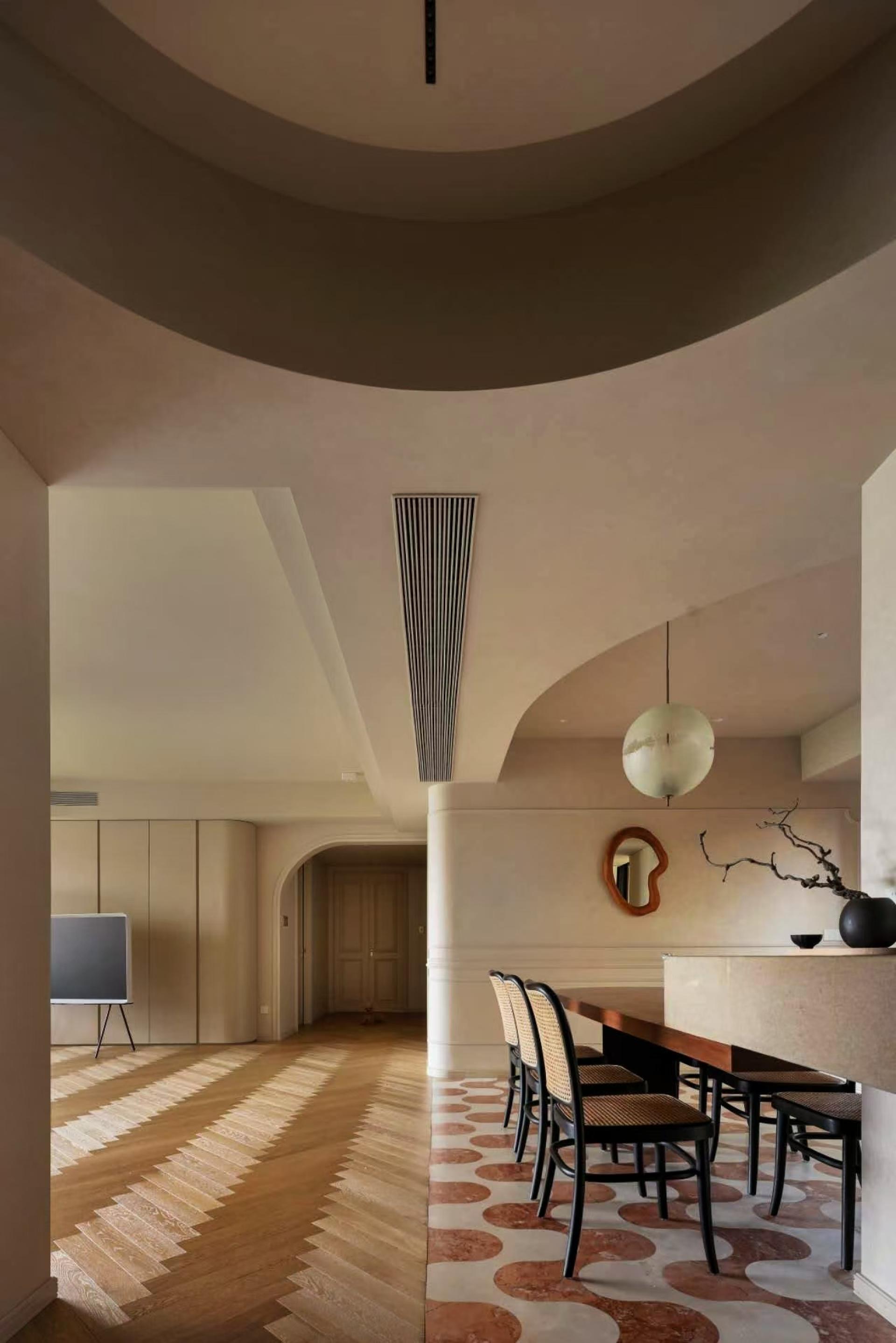 London Design Awards Winner - Chris Dépôt