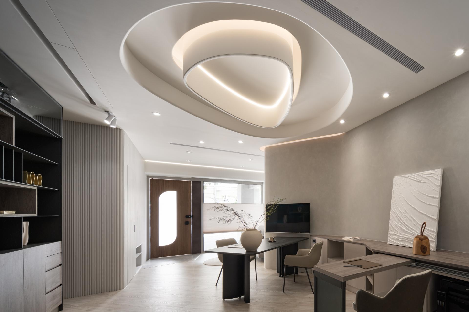 London Design Awards Winner - Display your Home