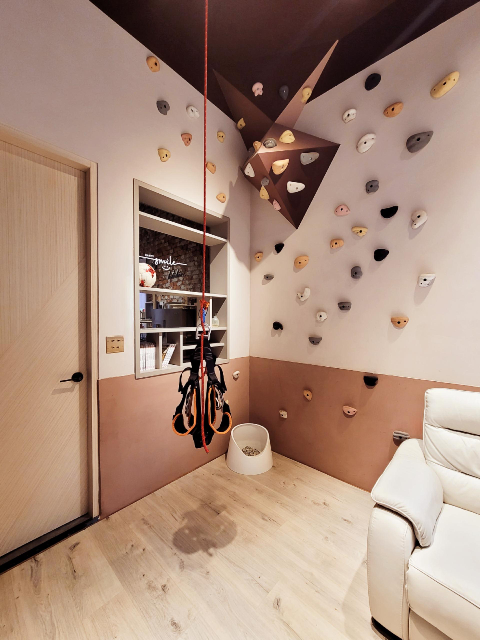 London Design Awards Winner - Lingering Sugar Dreams