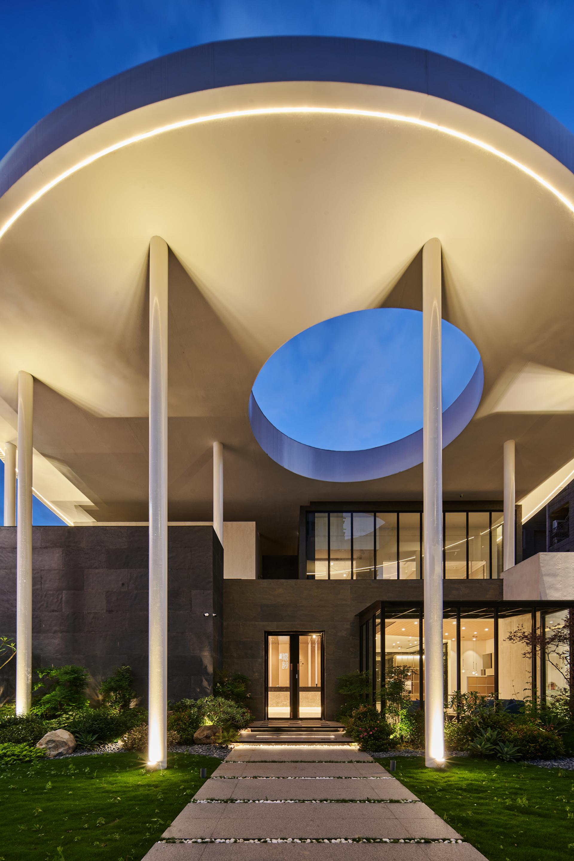 London Design Awards Winner - Qingpu Sales Center and Show Flat