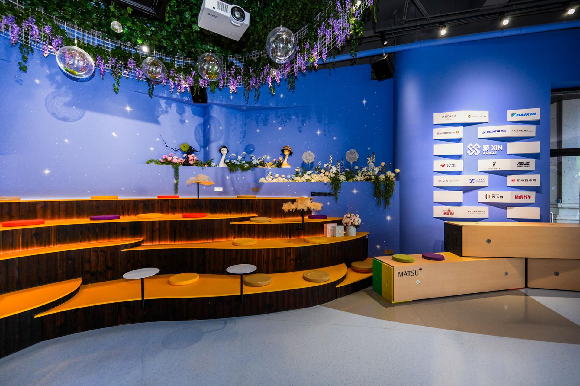 London Design Awards Winner - Overall Design and Renovation of JuXIN Space