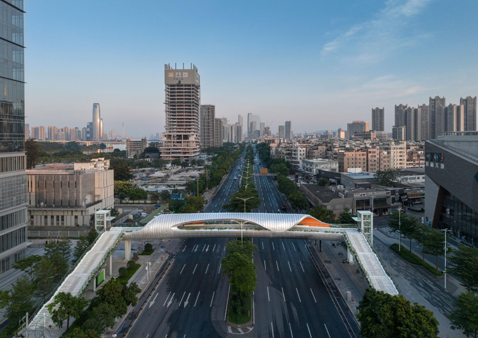 London Design Awards Winner - Jinqi Bridge, Guangzhou, China
