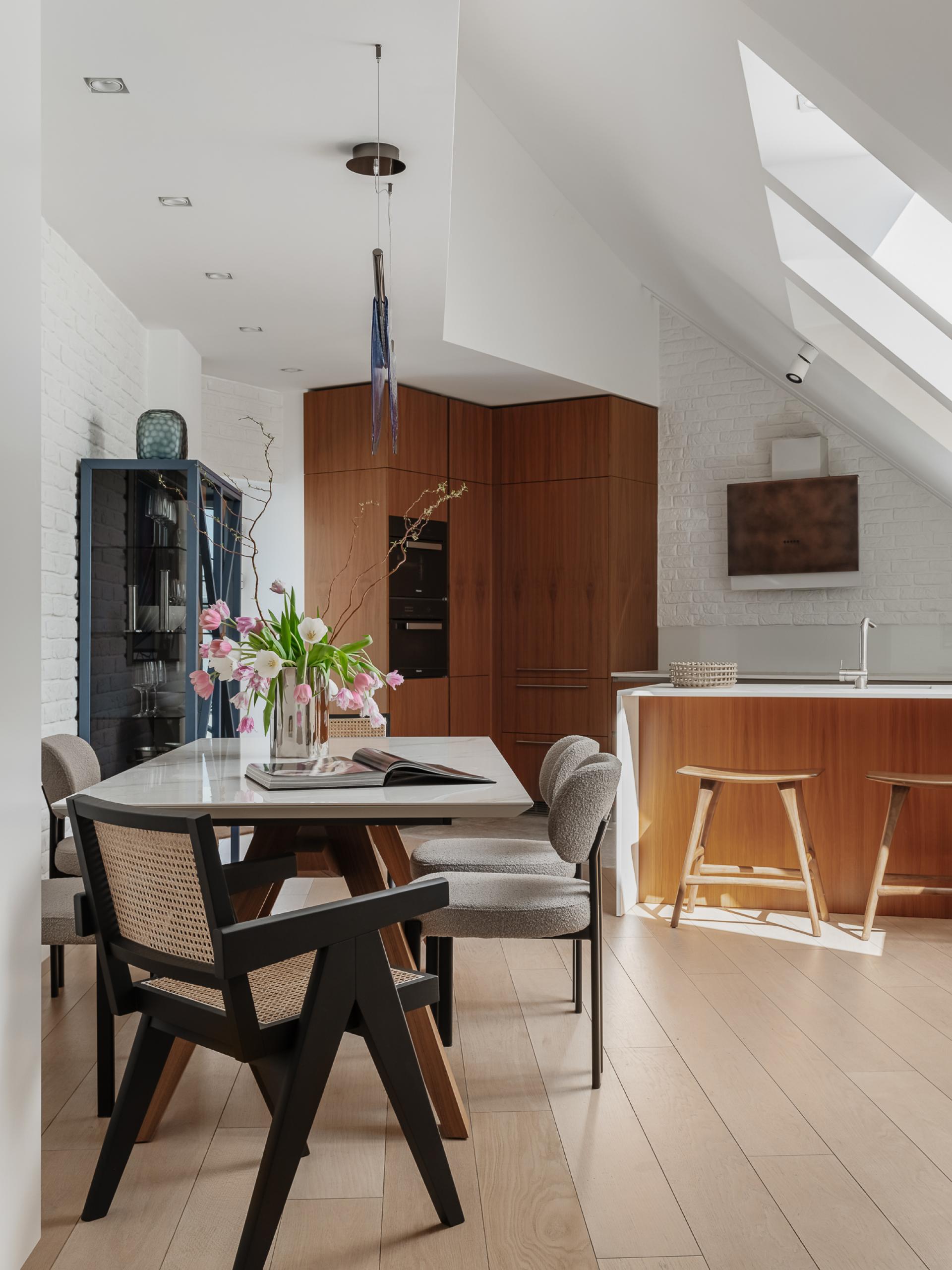 London Design Awards Winner - Abstract Heights – A Vienna Penthouse