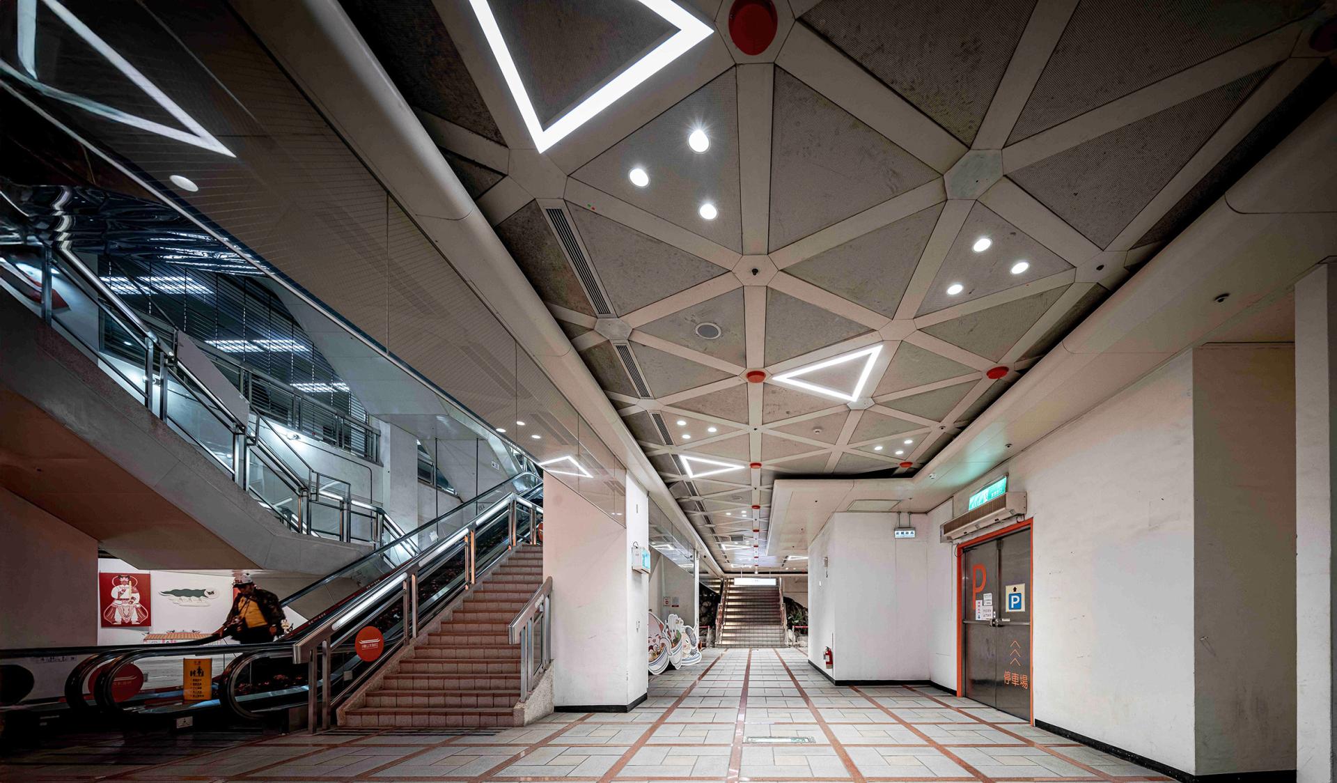 London Design Awards Winner - From Temple to Fandom – Illuminating a New Cultural Nexus