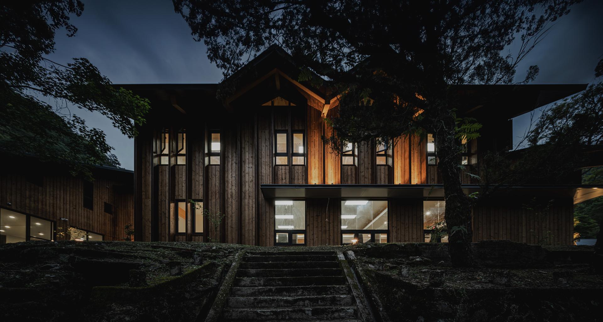 London Design Awards Winner - Light Without Disturbance