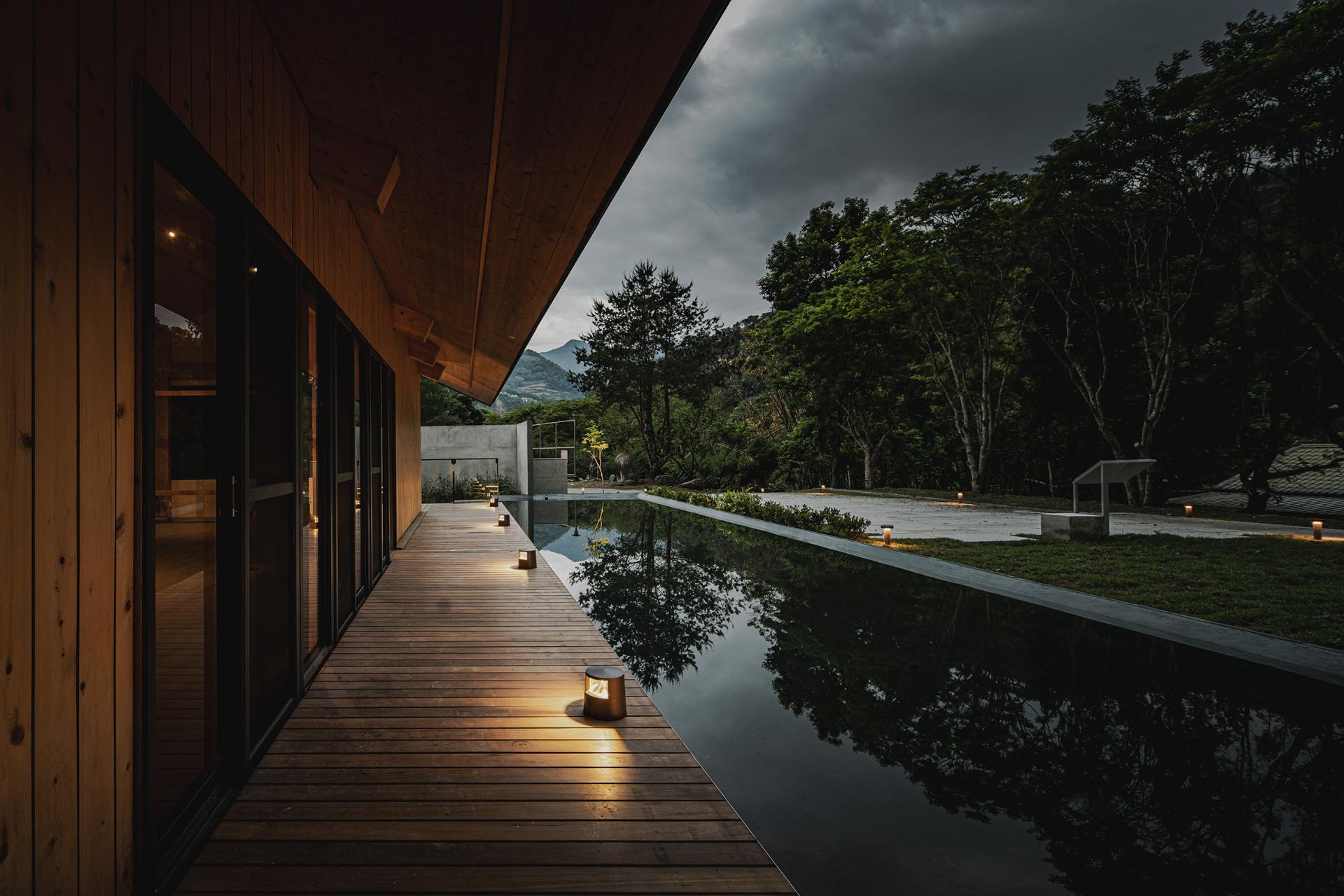 London Design Awards Winner - Light Without Disturbance