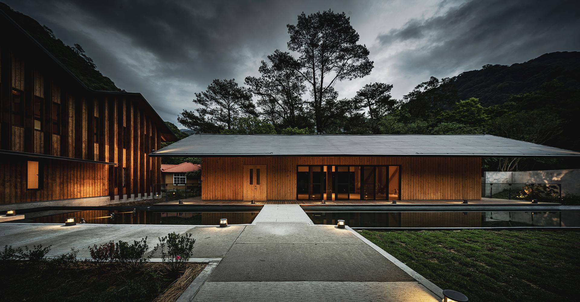London Design Awards Winner - Light Without Disturbance