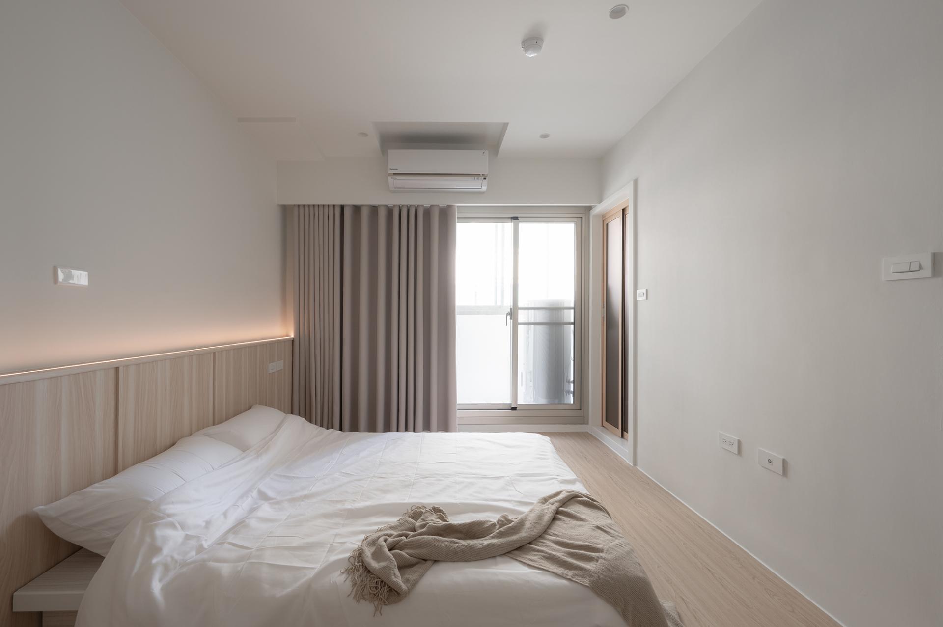 London Design Awards Winner - Whispering Woods Elegance