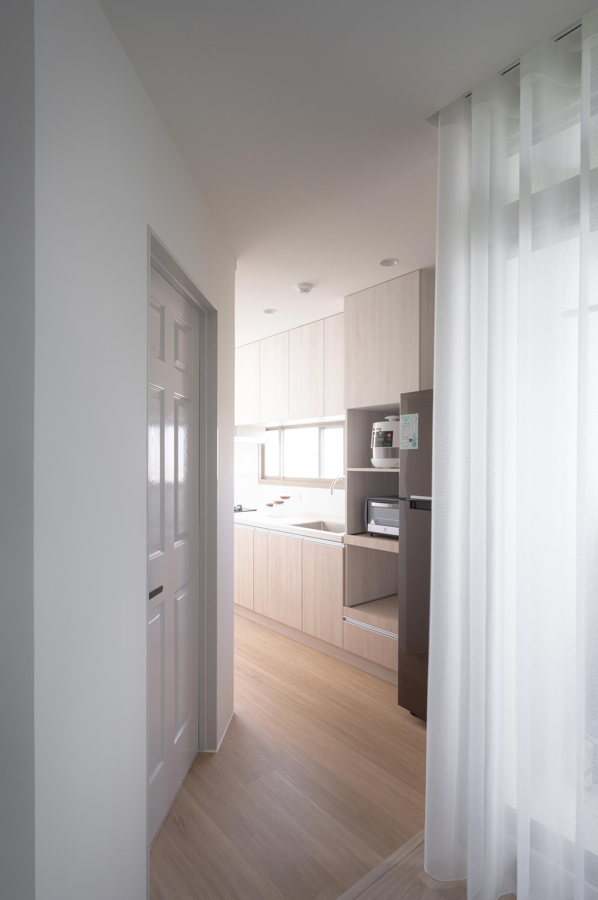 London Design Awards Winner - Whispering Woods Elegance