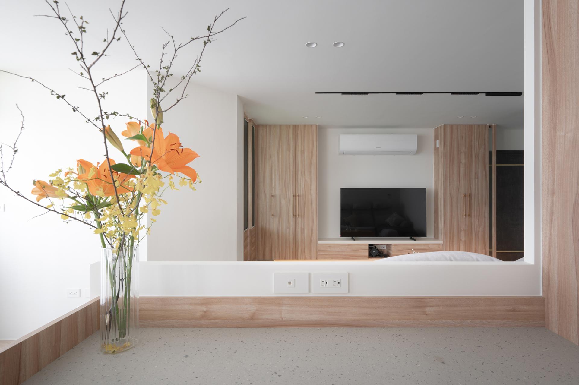 London Design Awards Winner - Whispering Woods Elegance