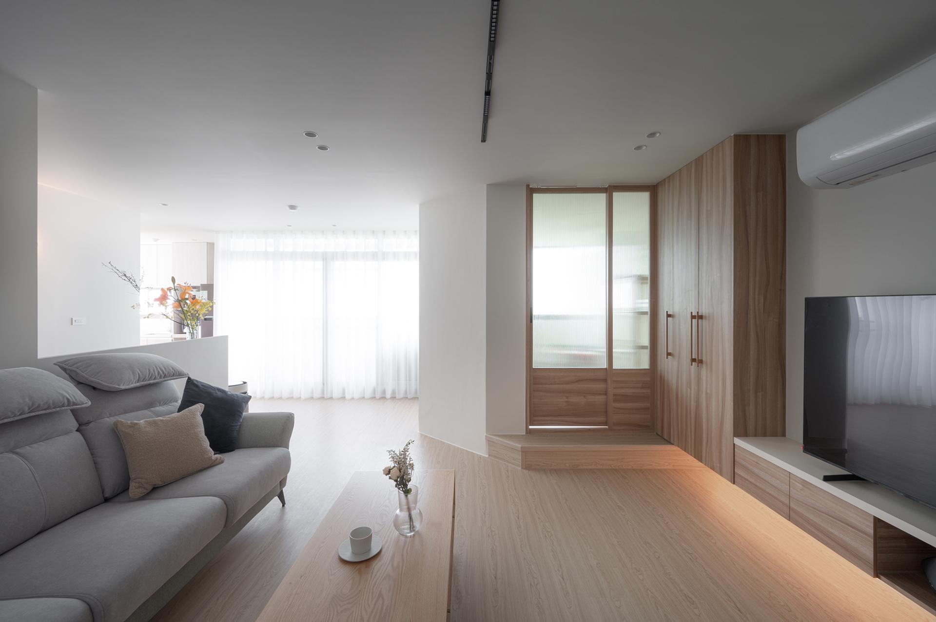 London Design Awards Winner - Whispering Woods Elegance