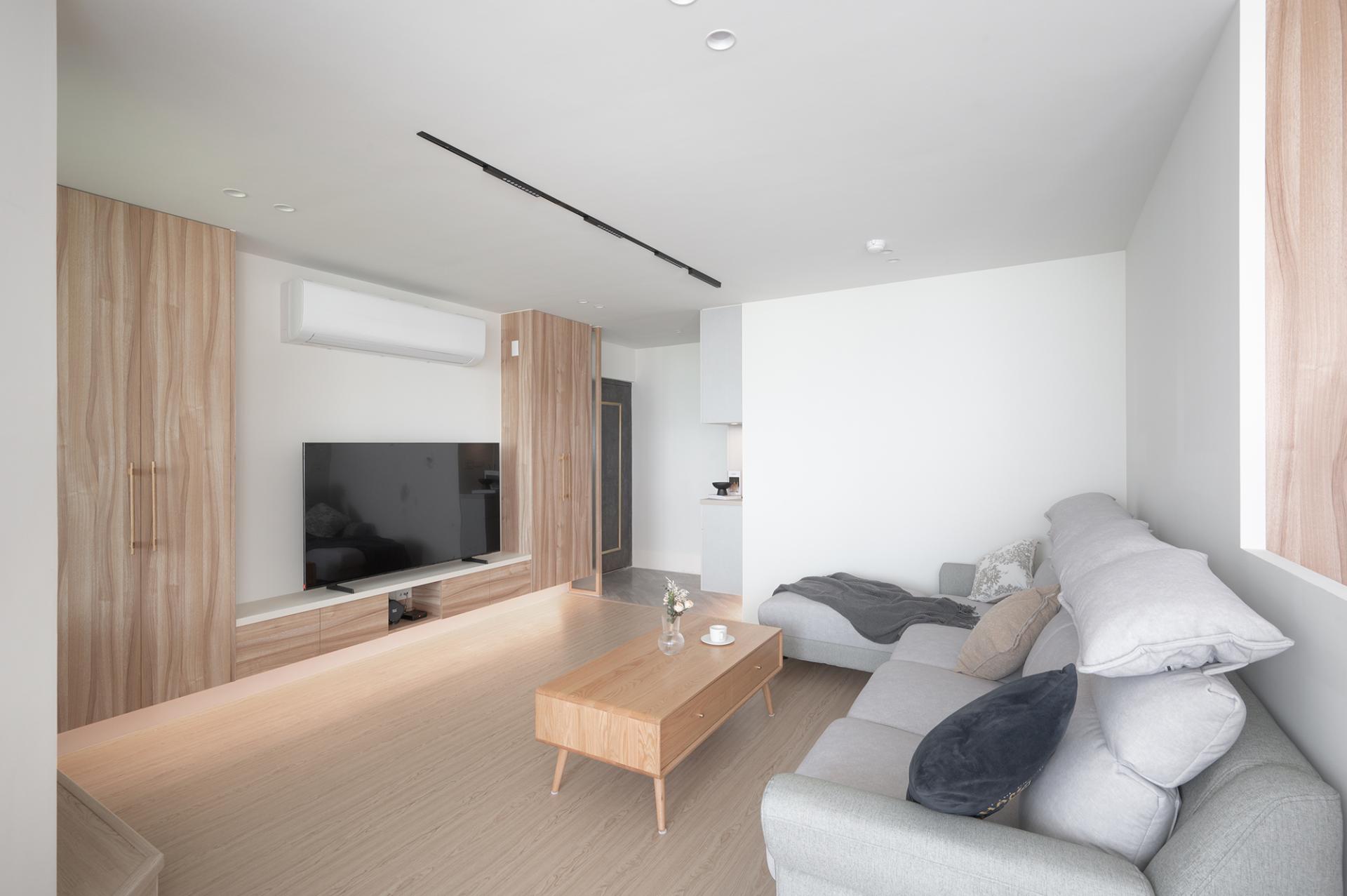 London Design Awards Winner - Whispering Woods Elegance