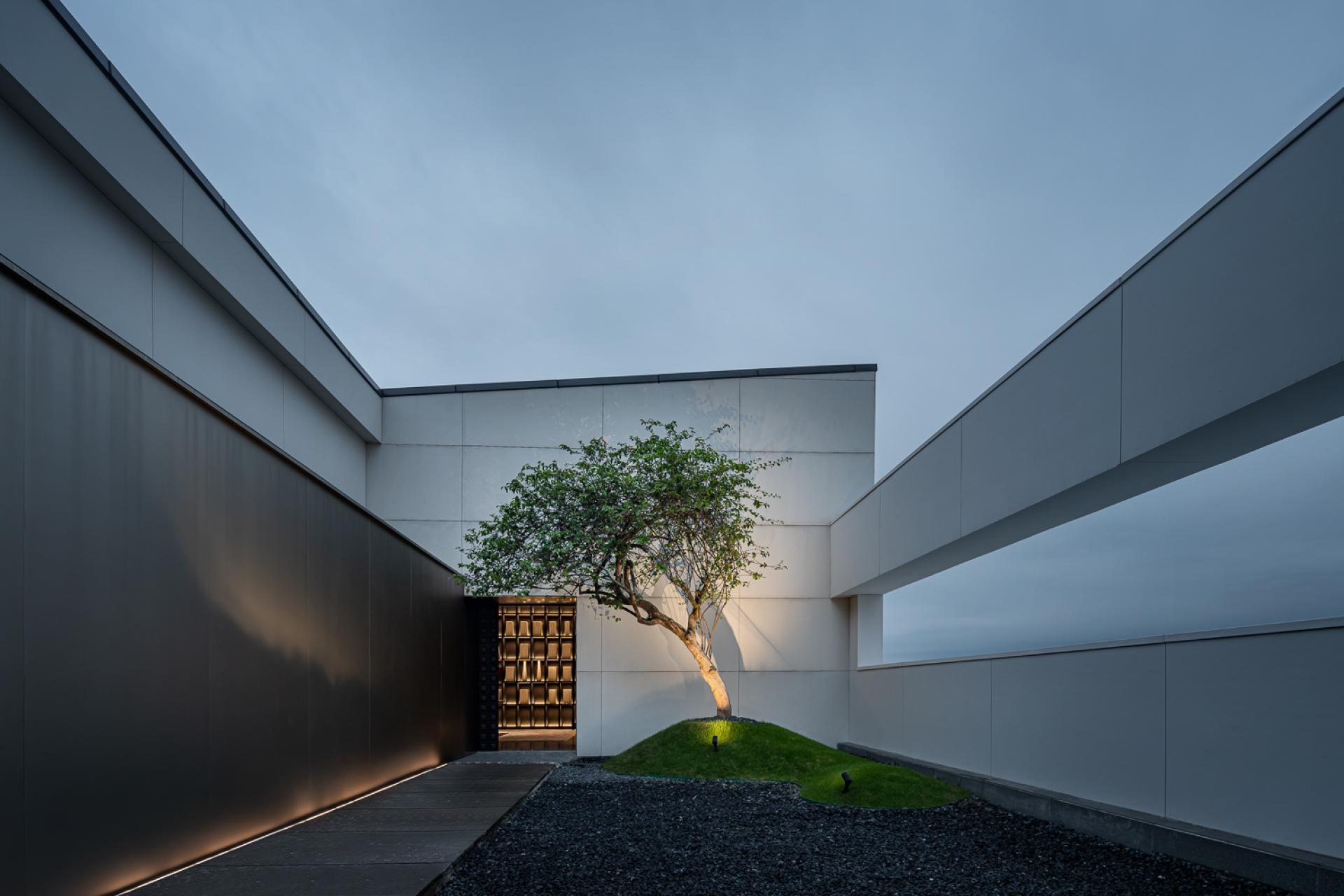 London Design Awards Winner - LOUVRE X LIANG JIANGUO MODEL HOME