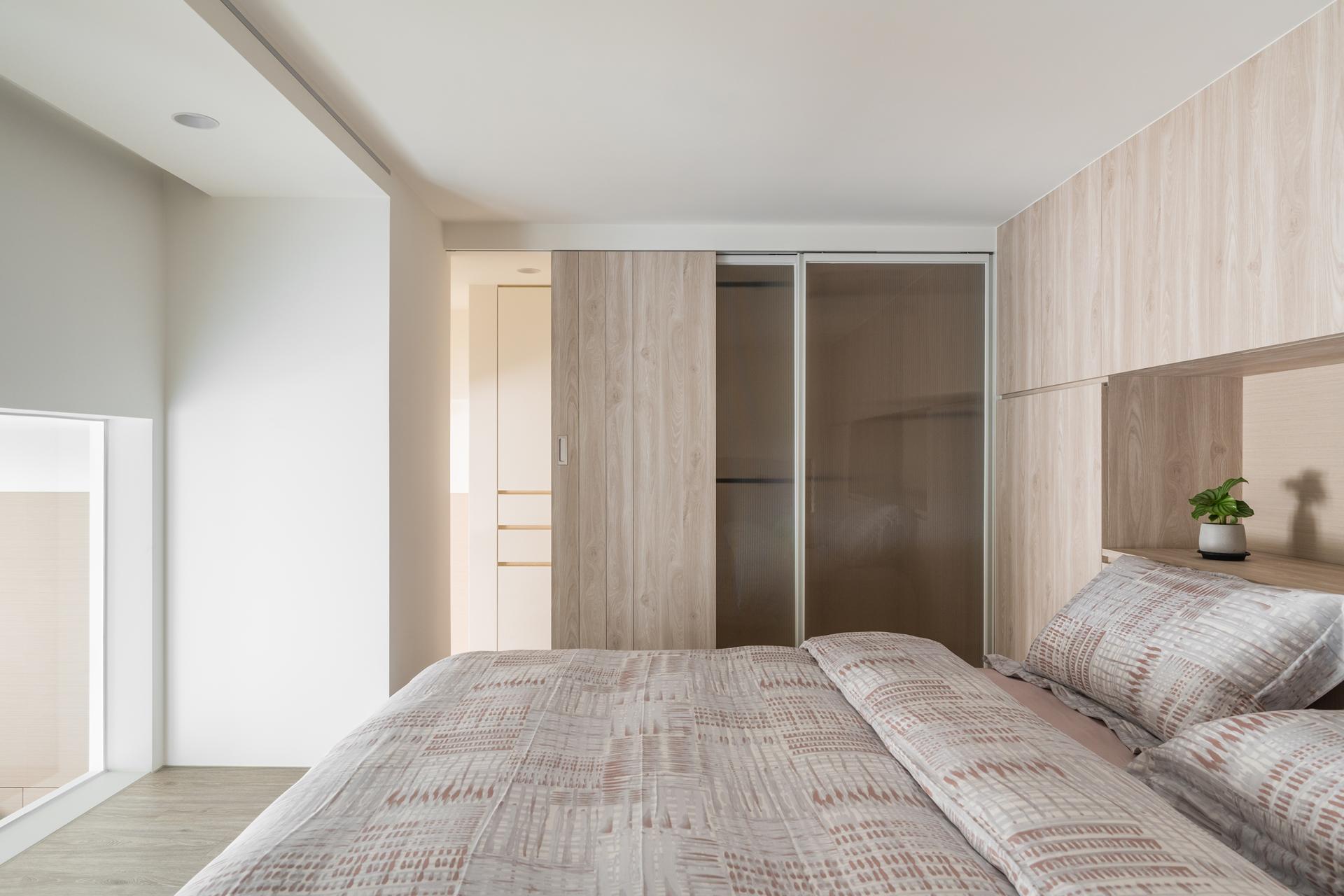 London Design Awards Winner - Tranquil Radiance