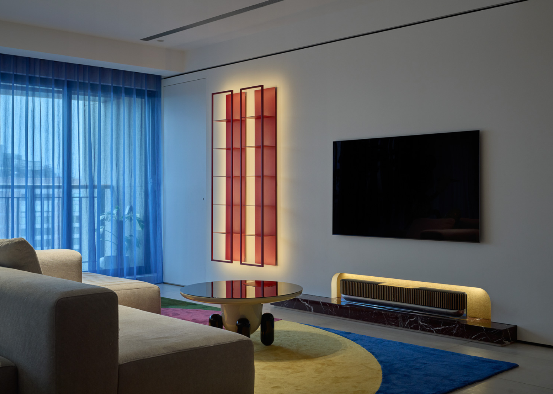 London Design Awards Winner - Living With Art
