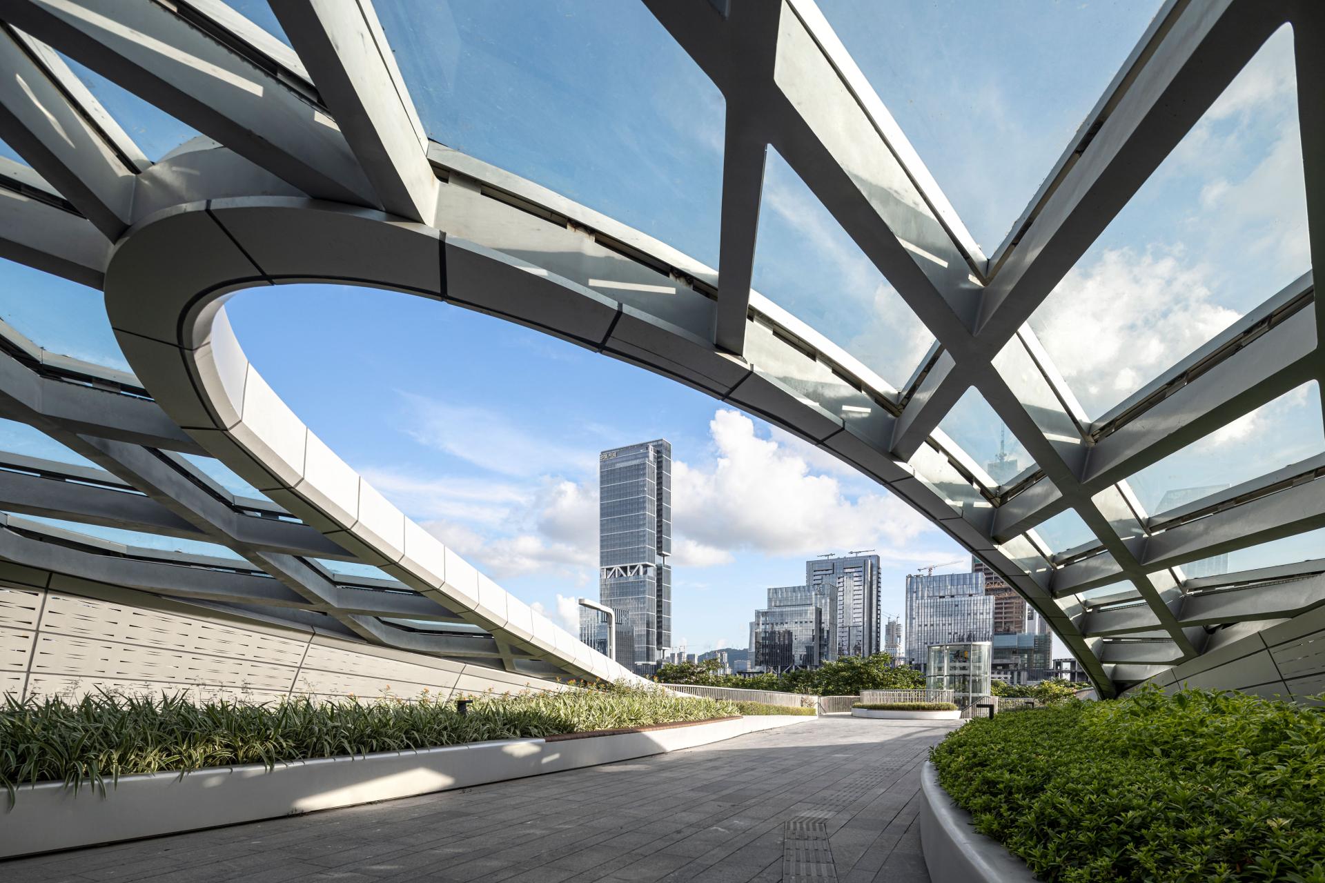 London Design Awards Winner - Shenzhen Qianhai Binhai Tingyu (G10) Overpass