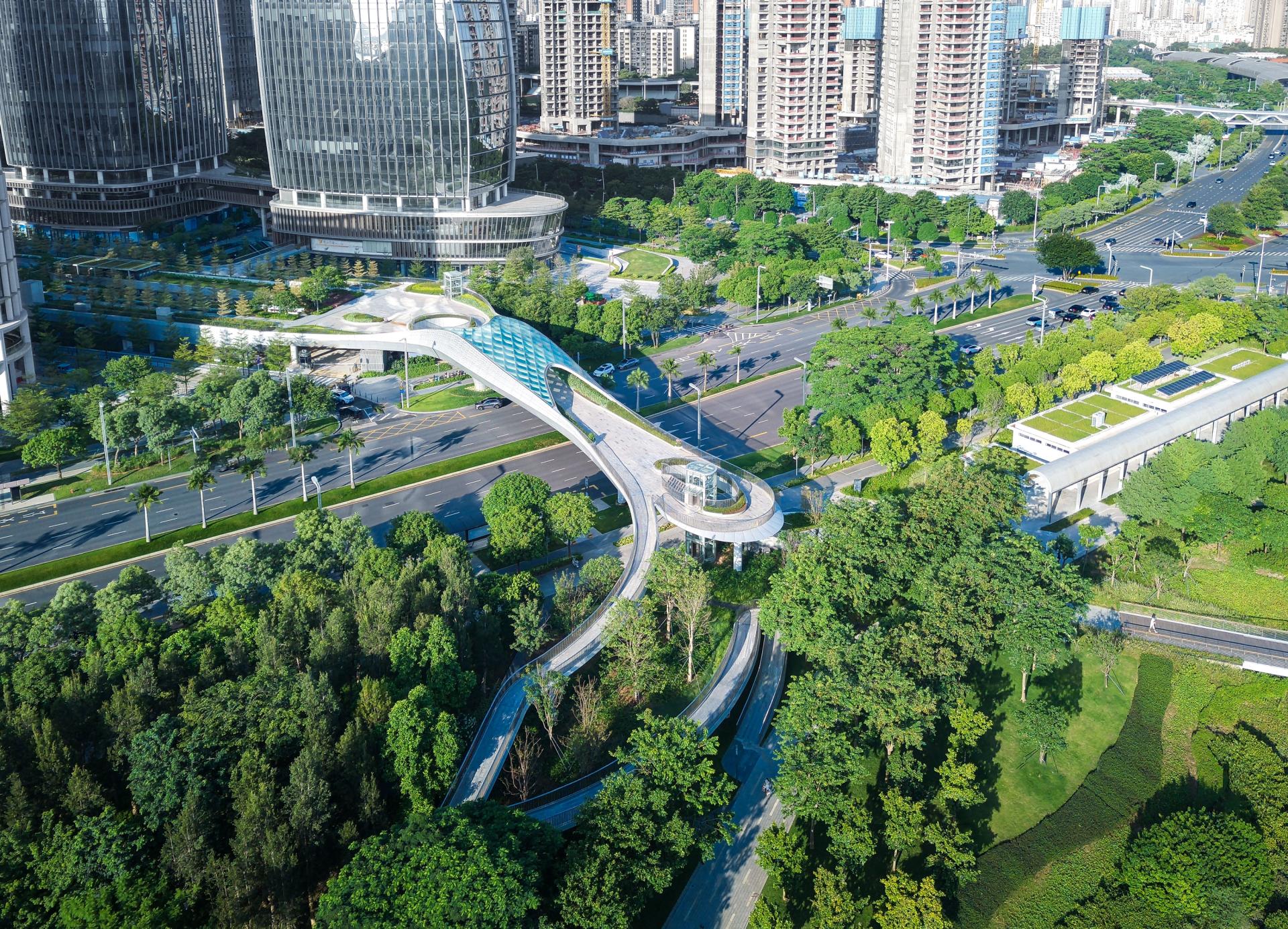 London Design Awards Winner - Shenzhen Qianhai Binhai Tingyu (G10) Overpass