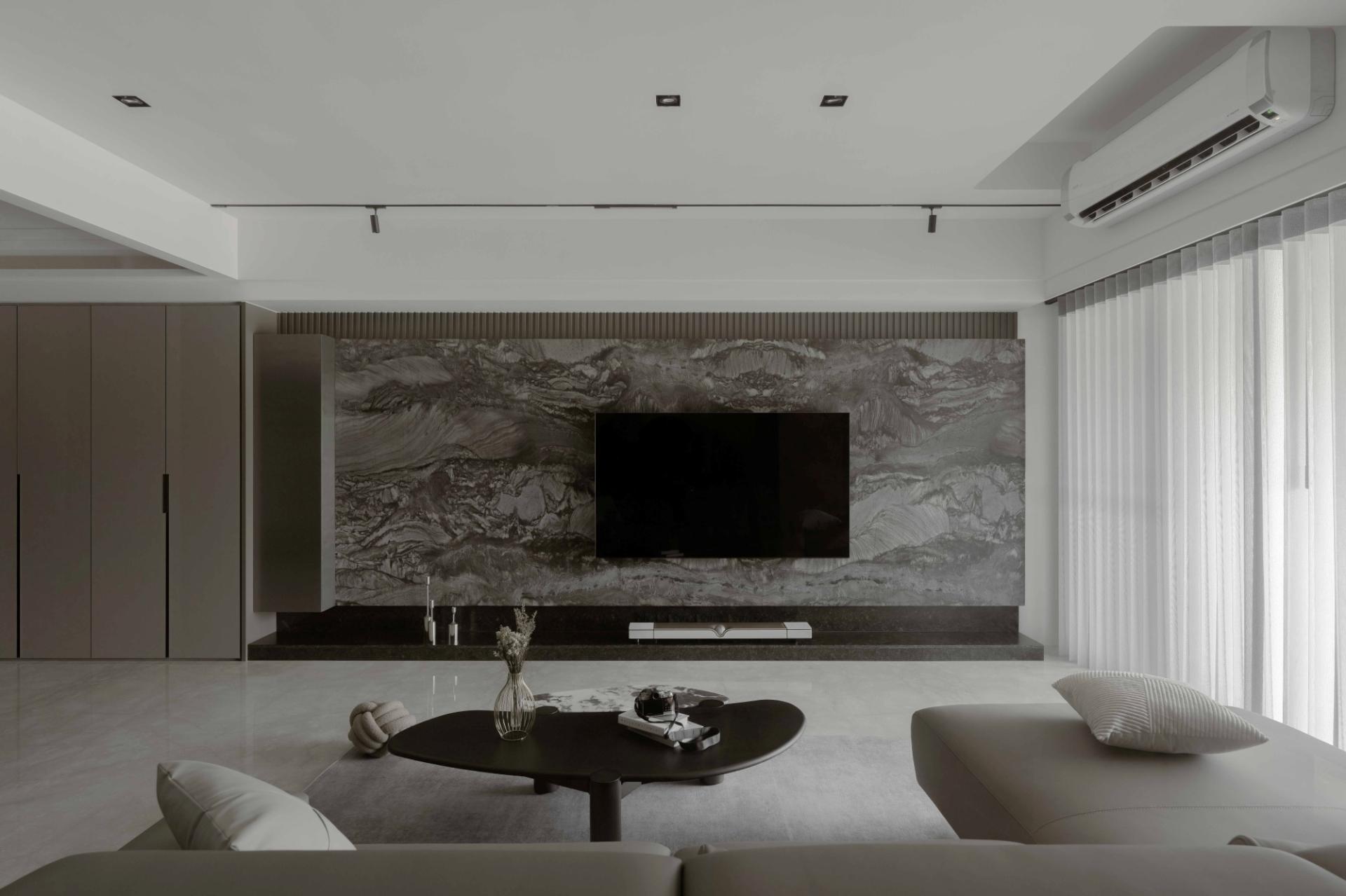 London Design Awards Winner - Realm of Subtle Glow