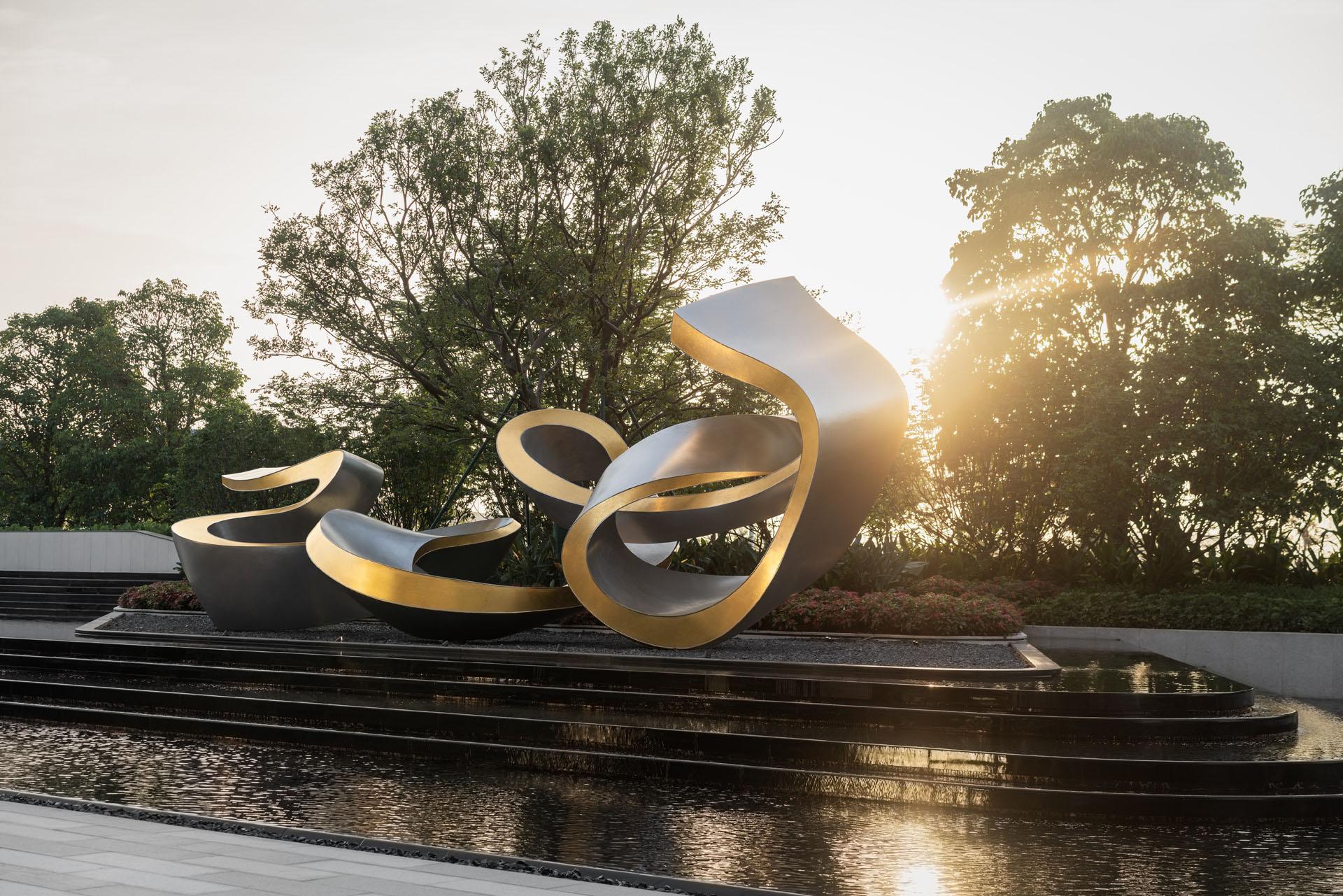 London Design Awards Winner - RISING