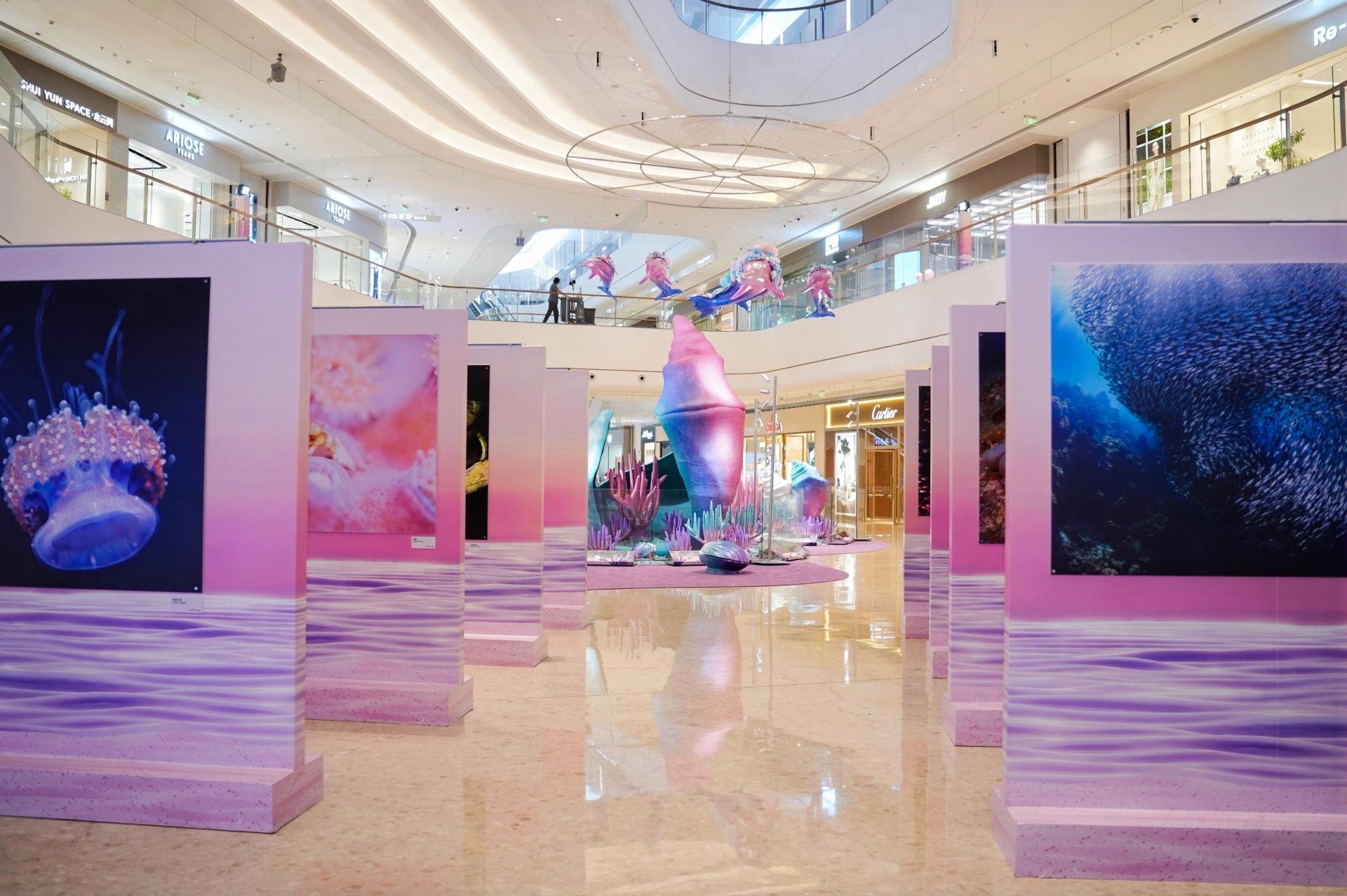 London Design Awards Winner - DEEP LIGHTING Surreal Ocean Art Exhibition