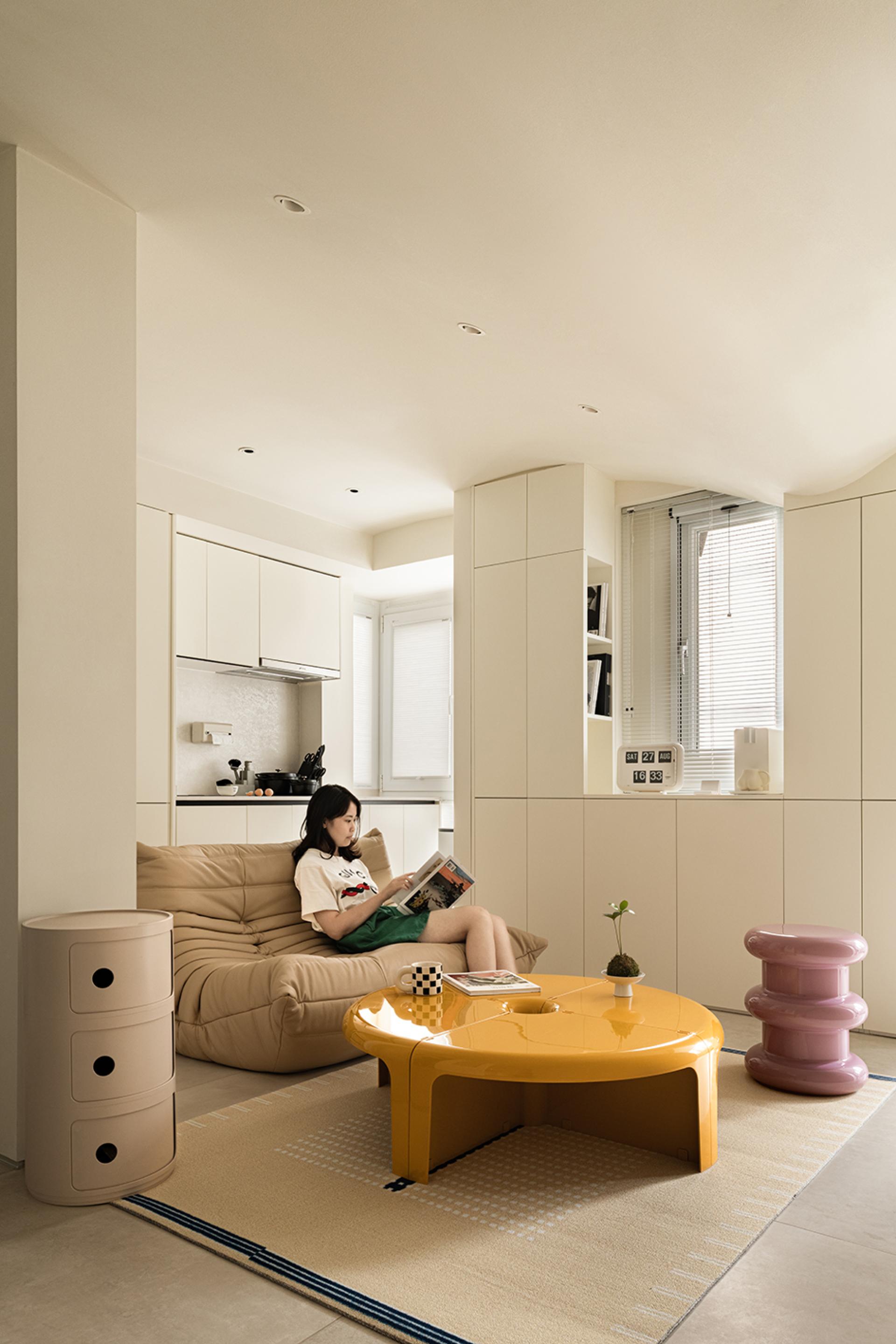 London Design Awards Winner - Refined Apartment
