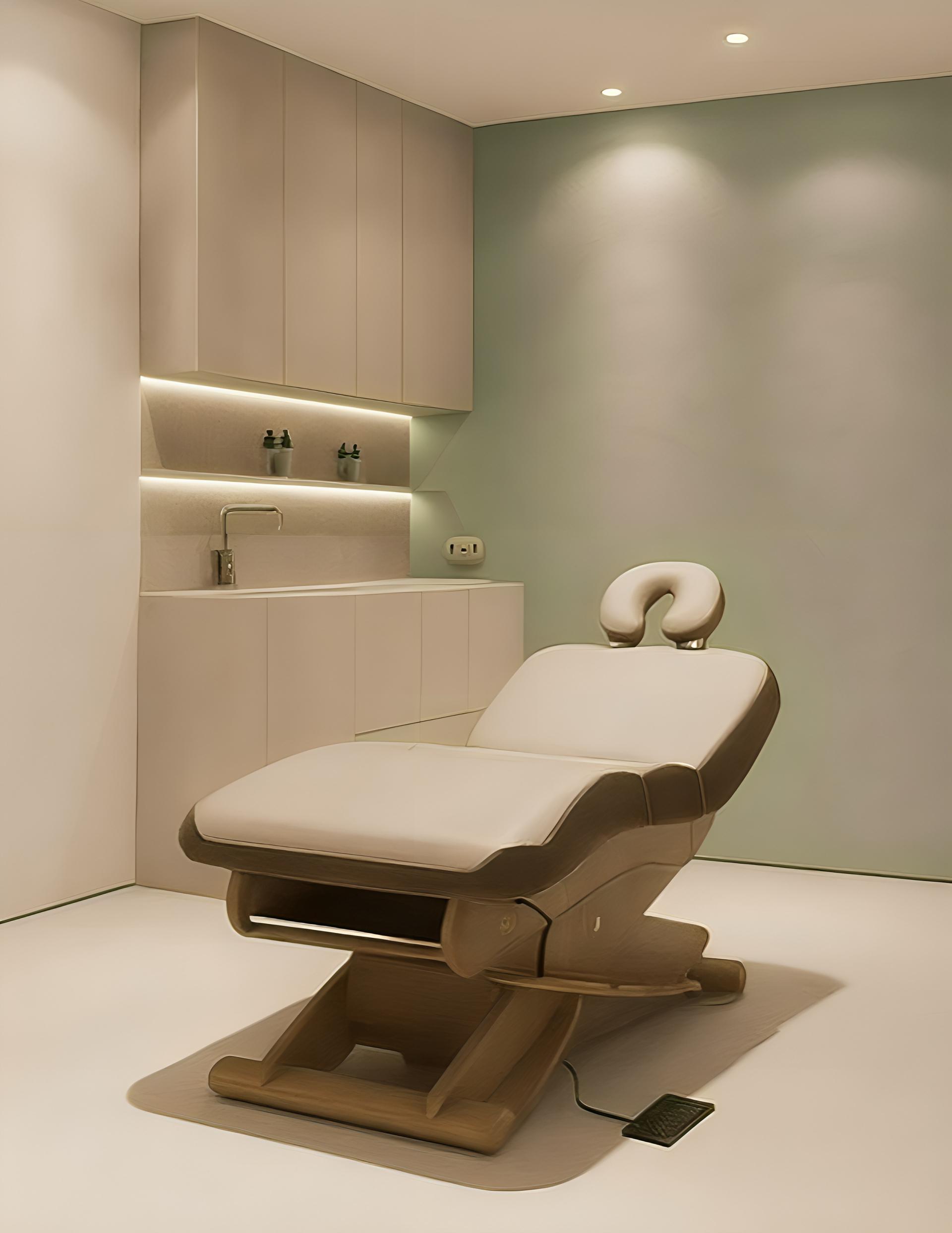 London Design Awards Winner - Sculpted Serenity-Beverly Hill Surgery Center