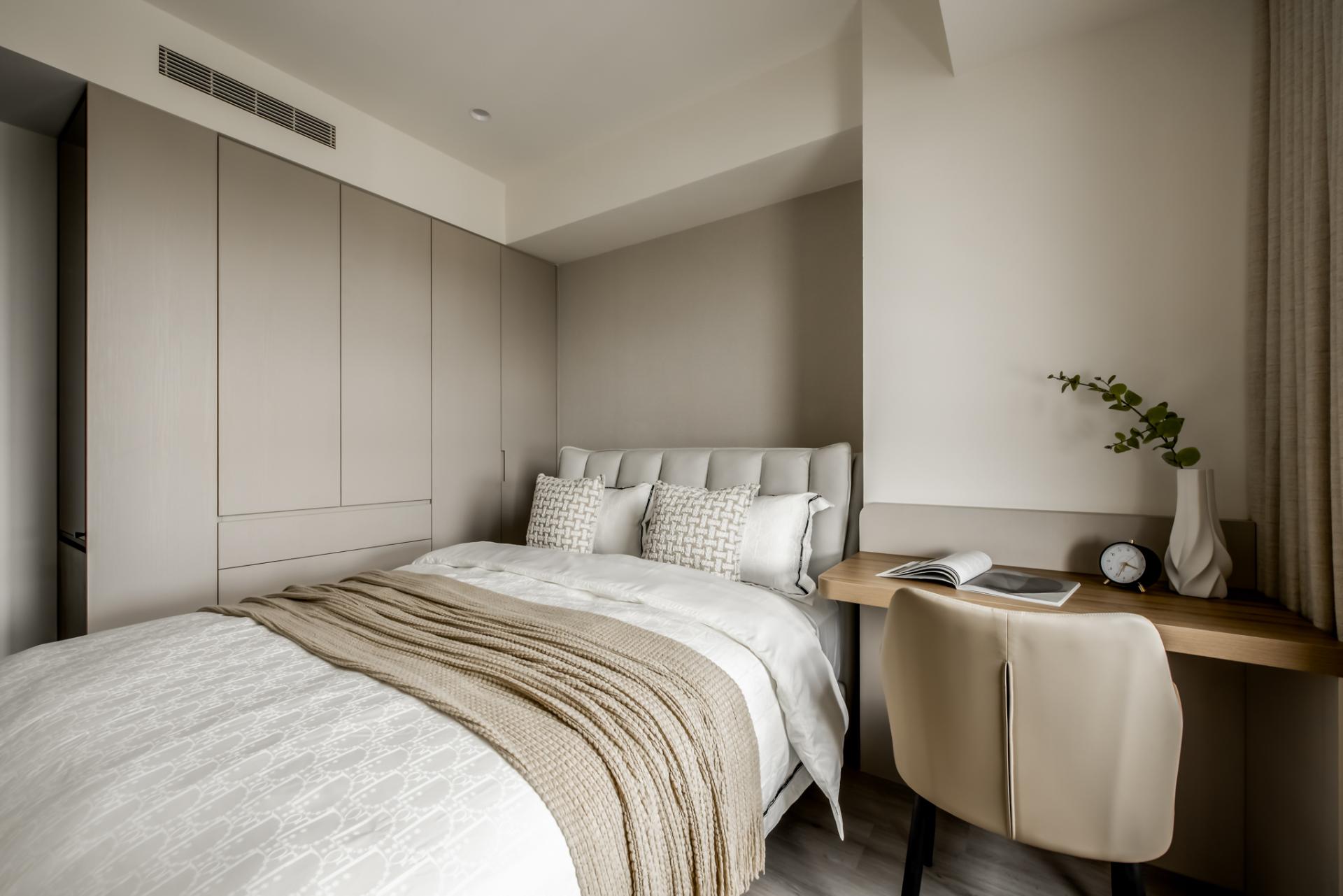 London Design Awards Winner - Noble Voyage