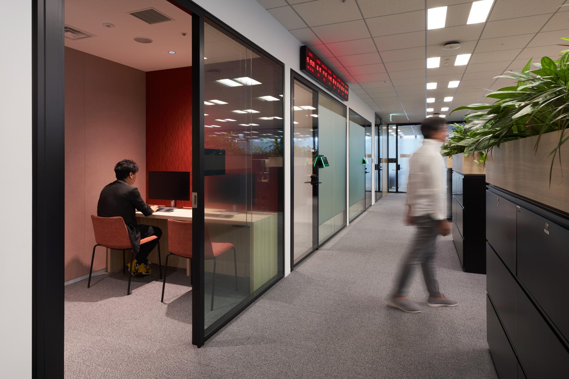 London Design Awards Winner - Macquarie Tokyo Office