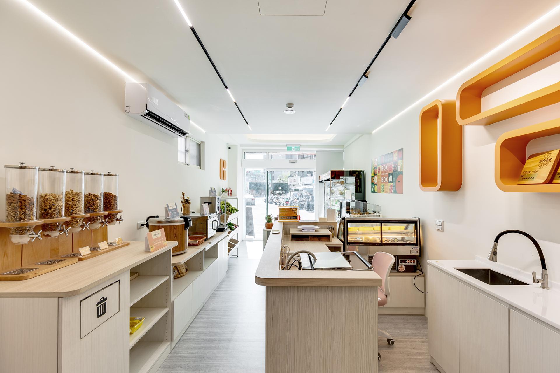 London Design Awards Winner - BOX BOX