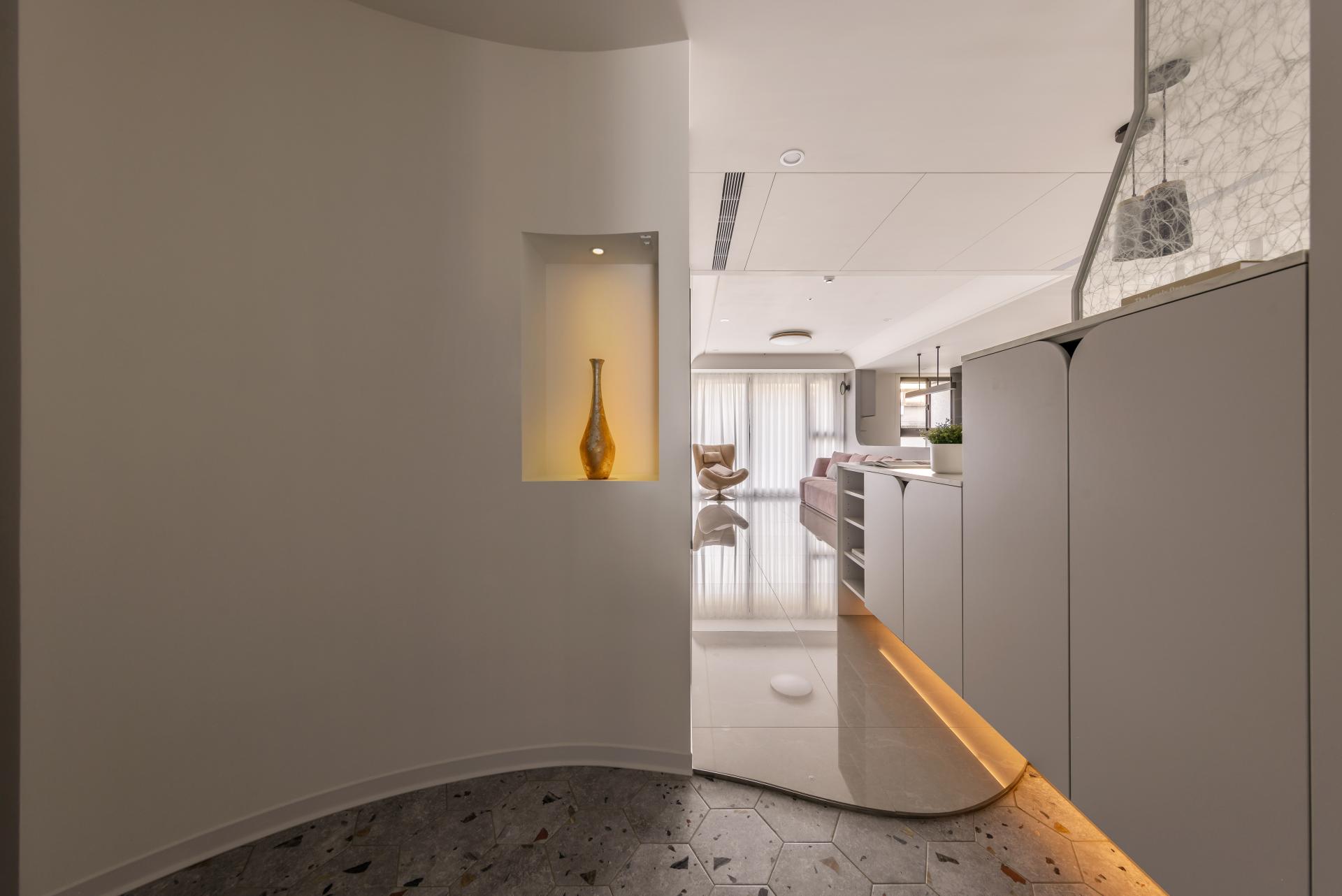 London Design Awards Winner - Serene Radiance