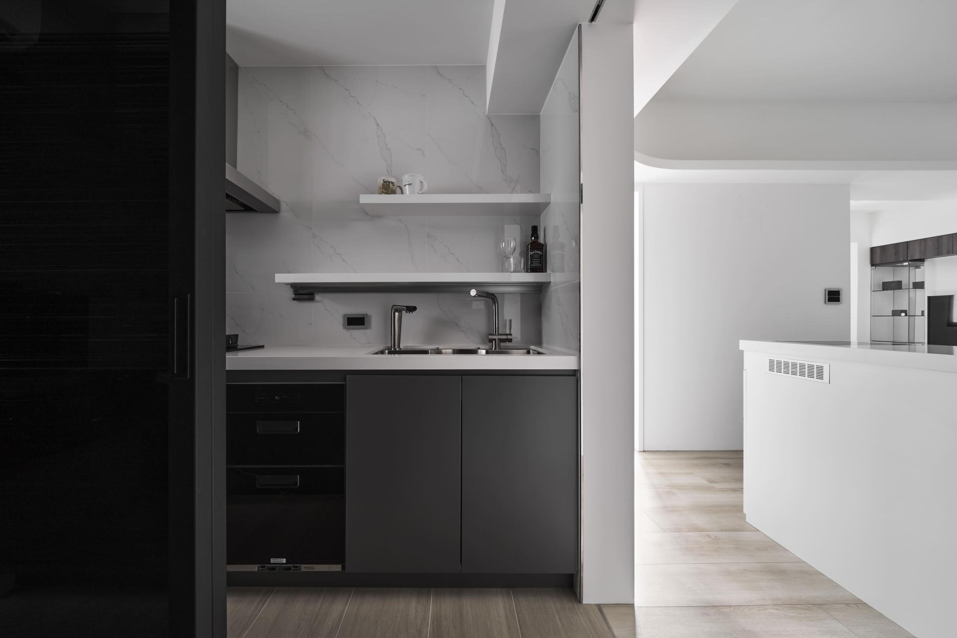 London Design Awards Winner - Continuity