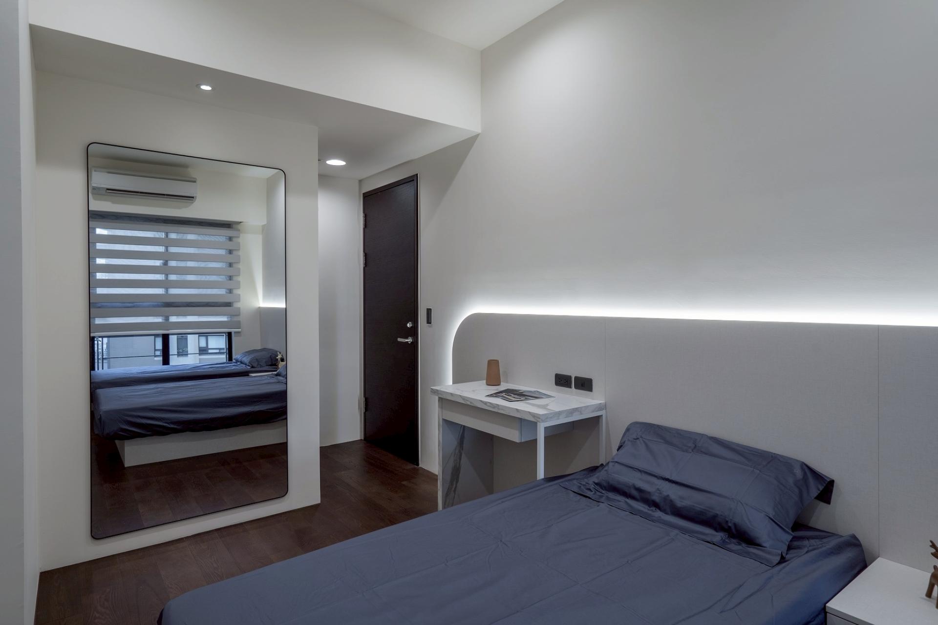 London Design Awards Winner - Pure Light In White