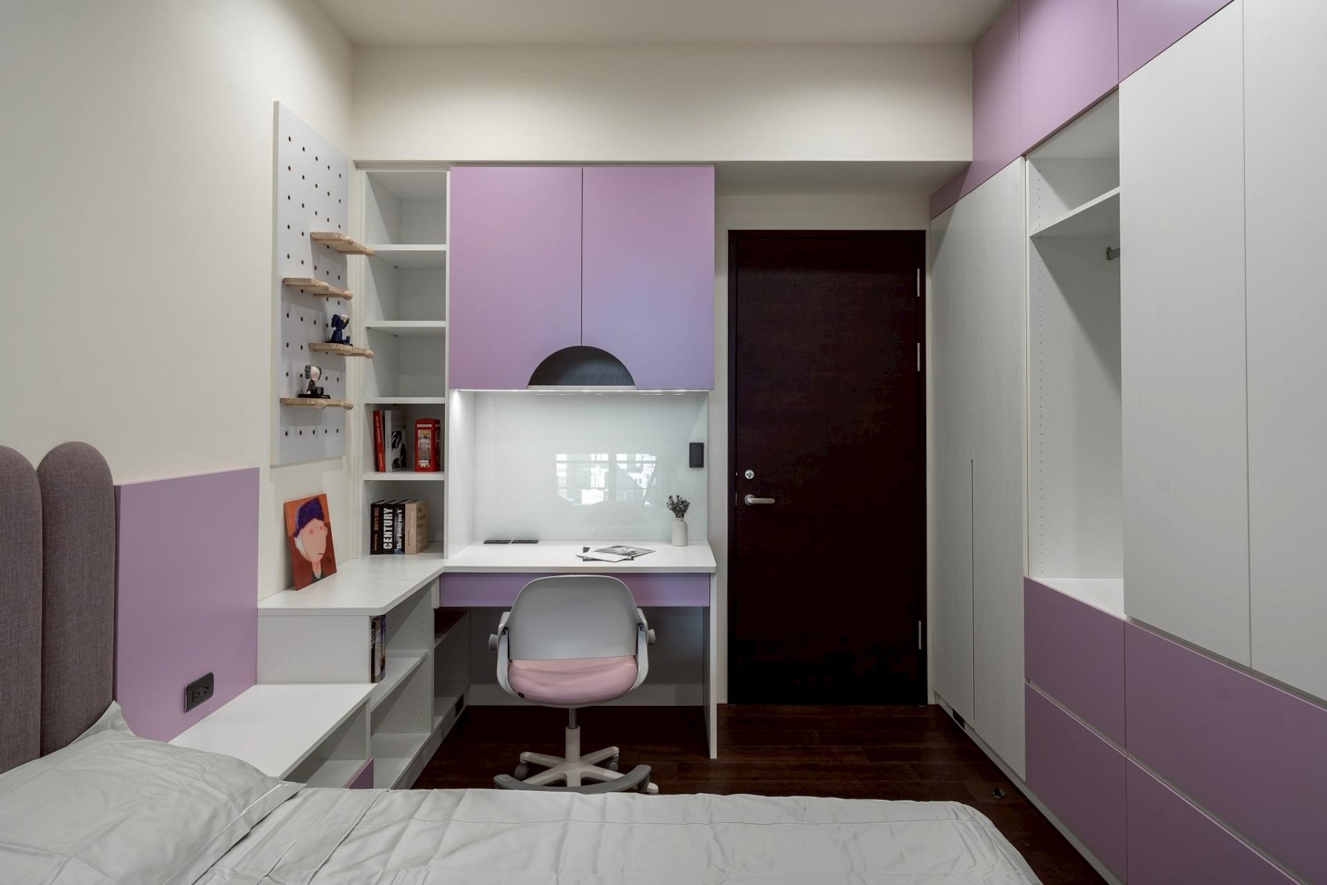 London Design Awards Winner - Pure Light In White