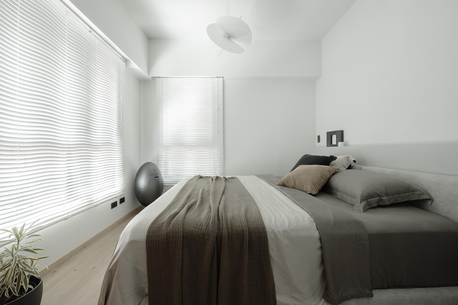 London Design Awards Winner - Honeyed Light