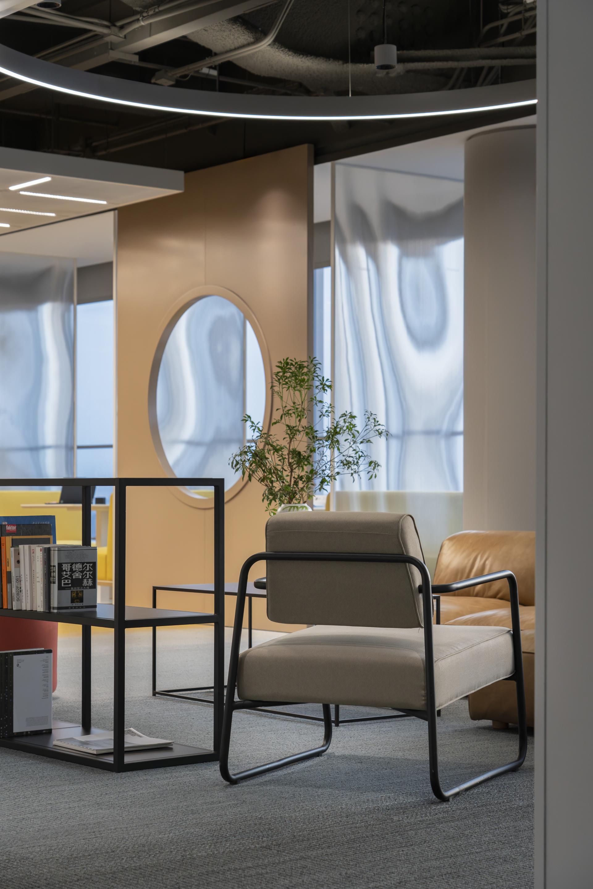 London Design Awards Winner - Siemens Dezoning Workplace Beijing 