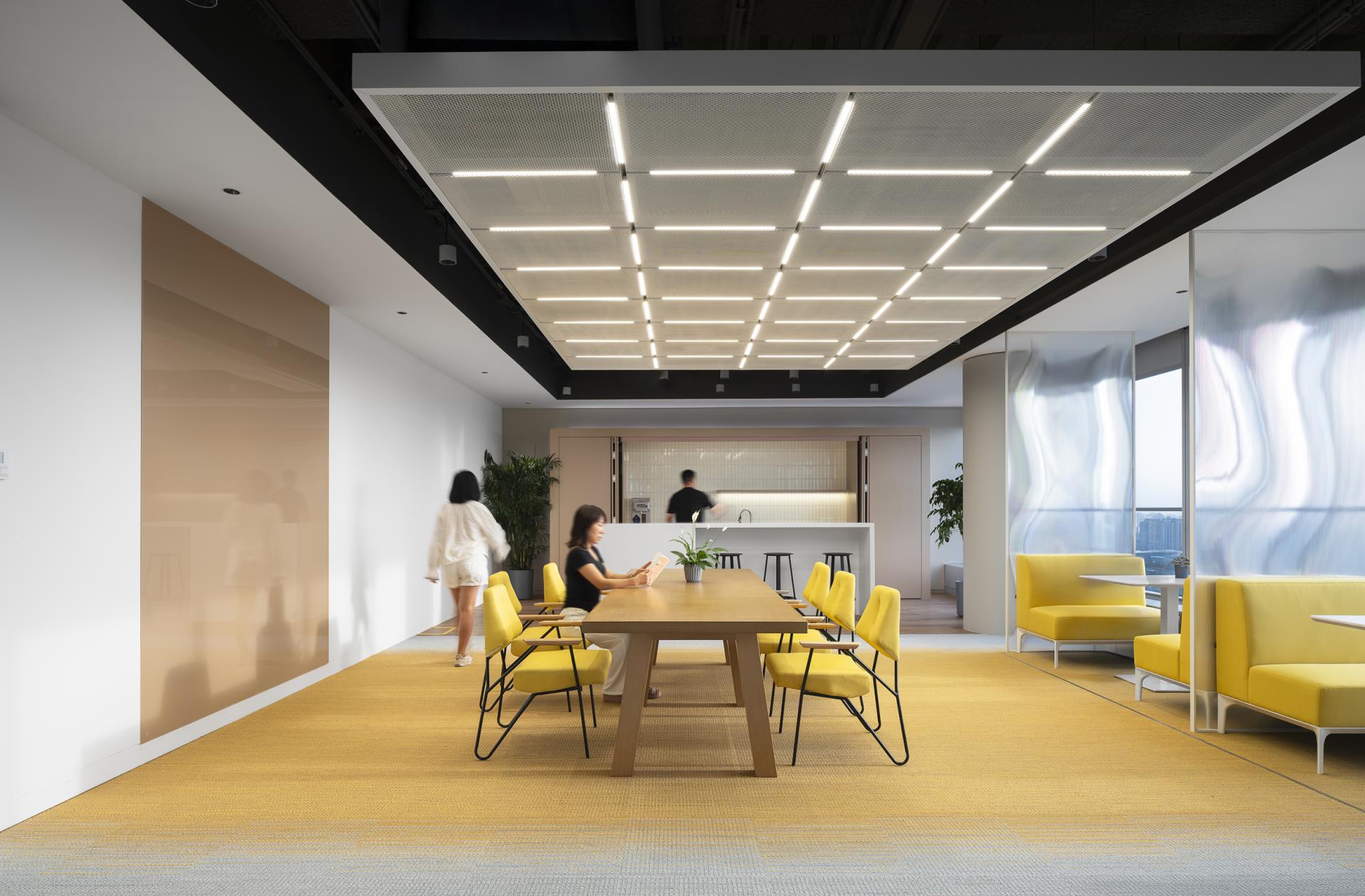 London Design Awards Winner - Siemens Dezoning Workplace Beijing 