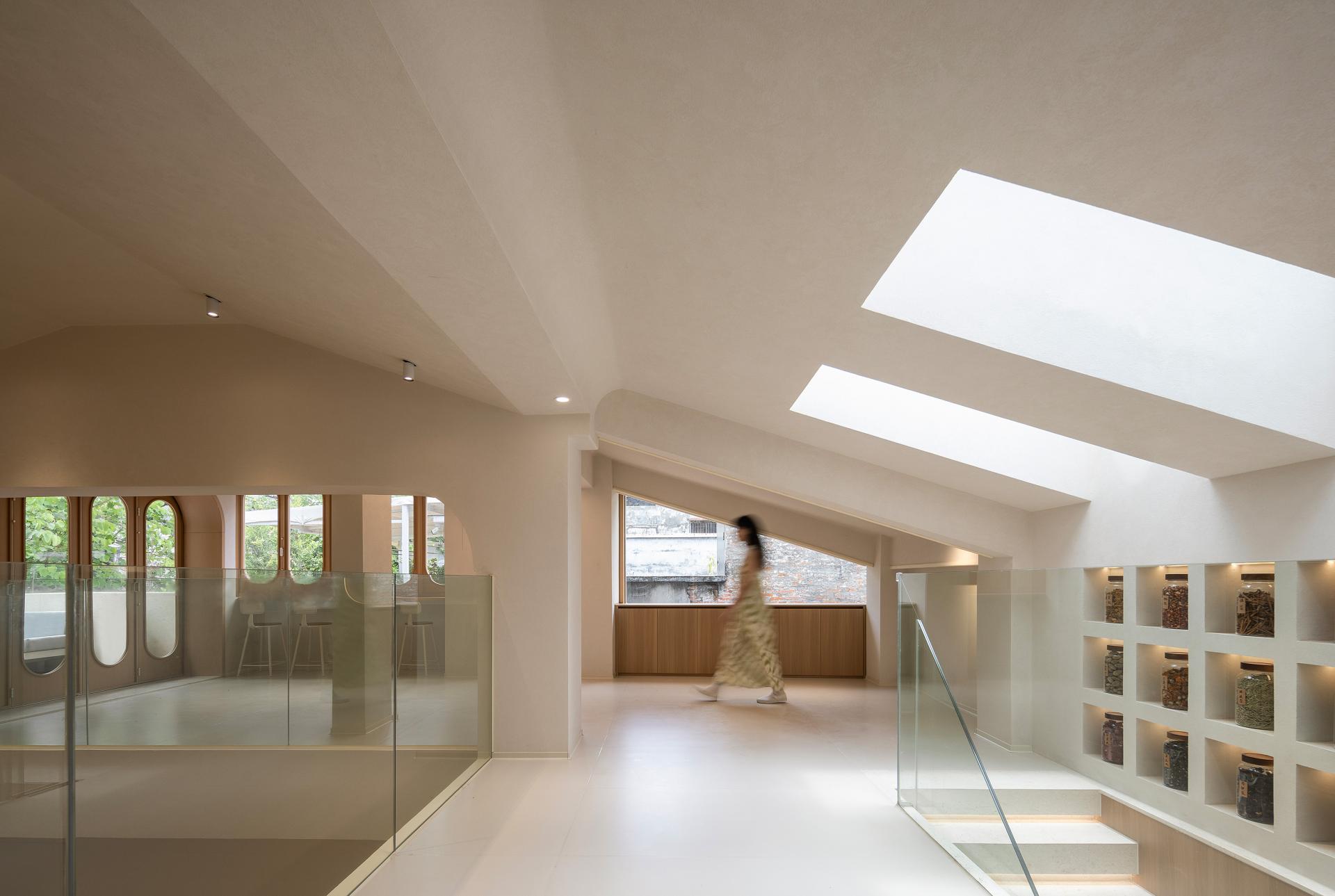 London Design Awards Winner - De Lin Li （ Silk Coffee Lifestyle Store ）