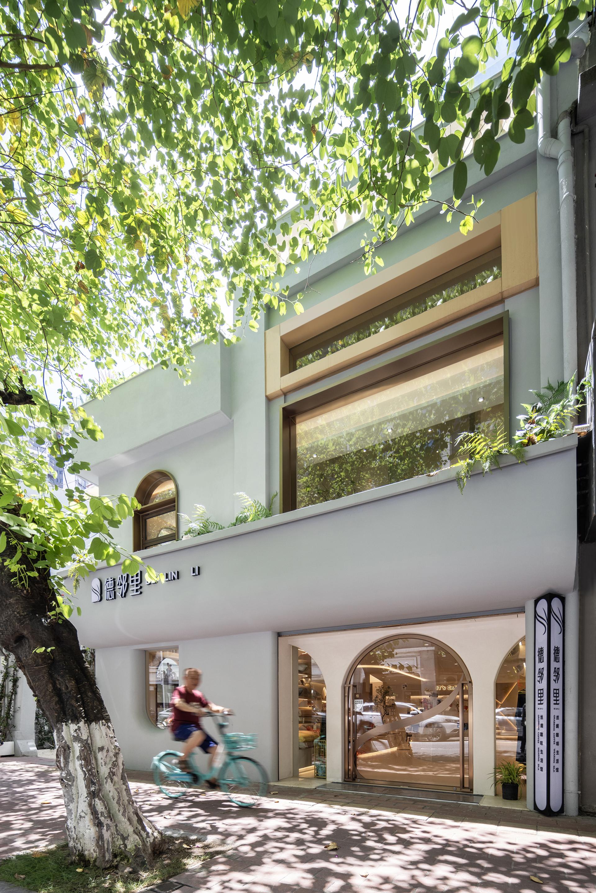 London Design Awards Winner - De Lin Li （ Silk Coffee Lifestyle Store ）