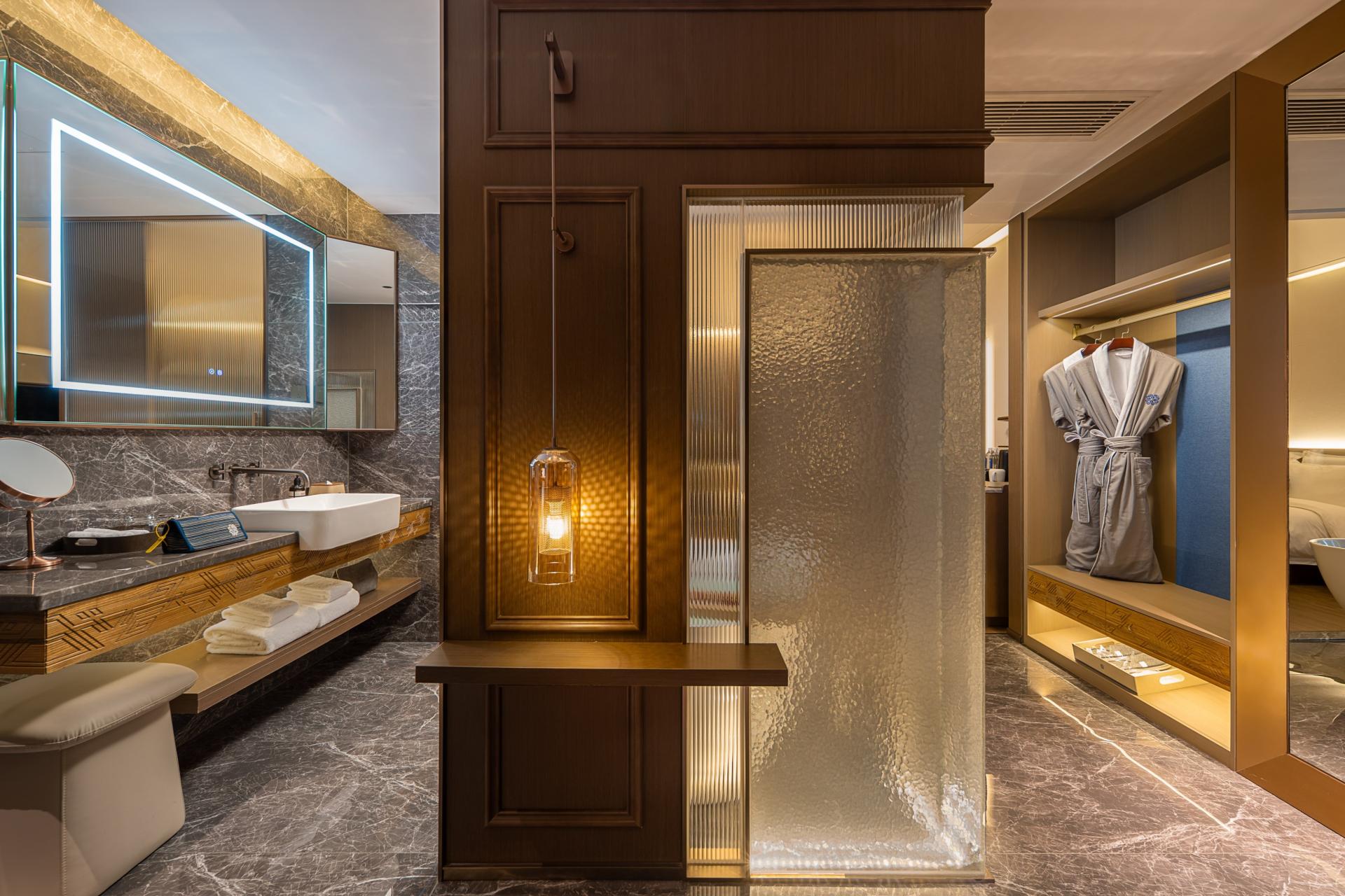 London Design Awards Winner - Guizhou Rongjiang Mylan International Hotel