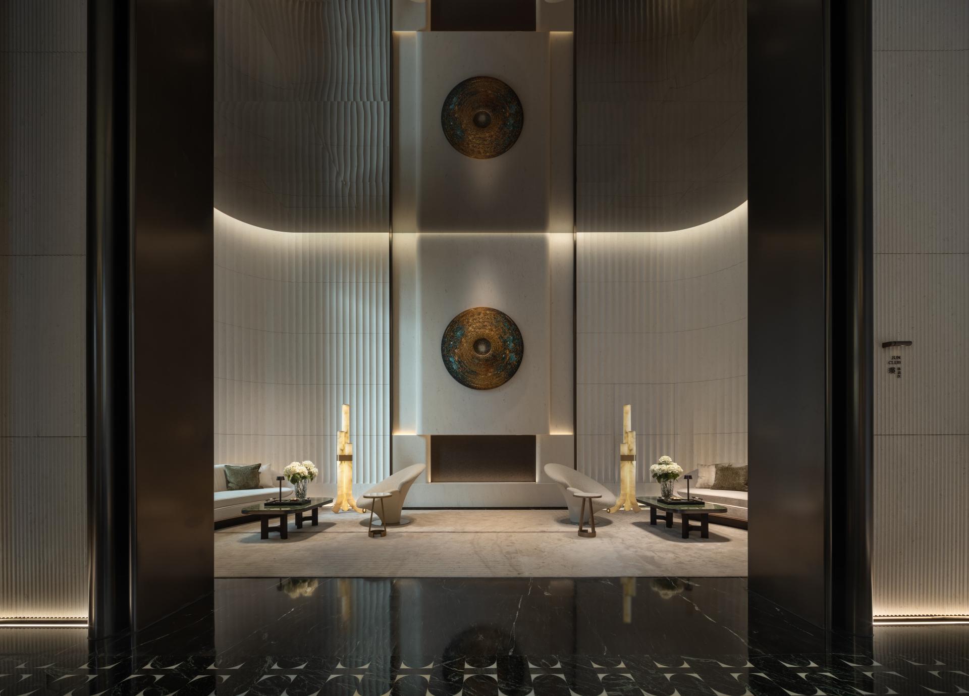 London Design Awards Winner - TAN GIM Jun Club