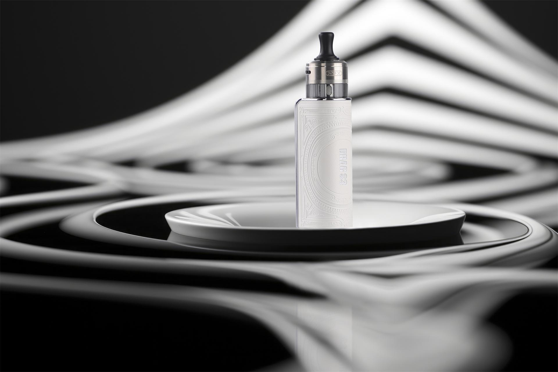 London Design Awards Winner - VOOPOO DRAG S3 & X3