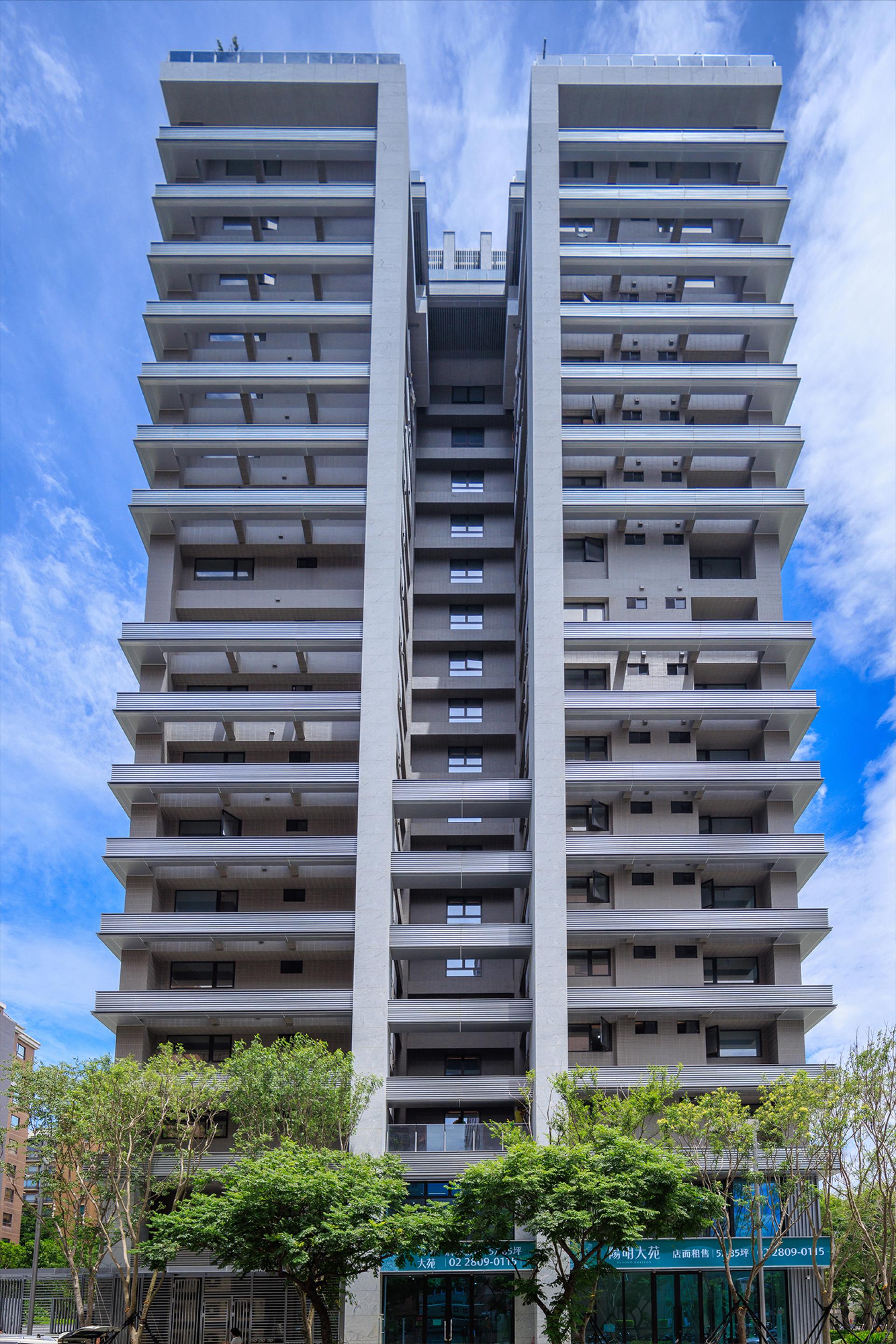 London Design Awards Winner - Dali Park Mansion