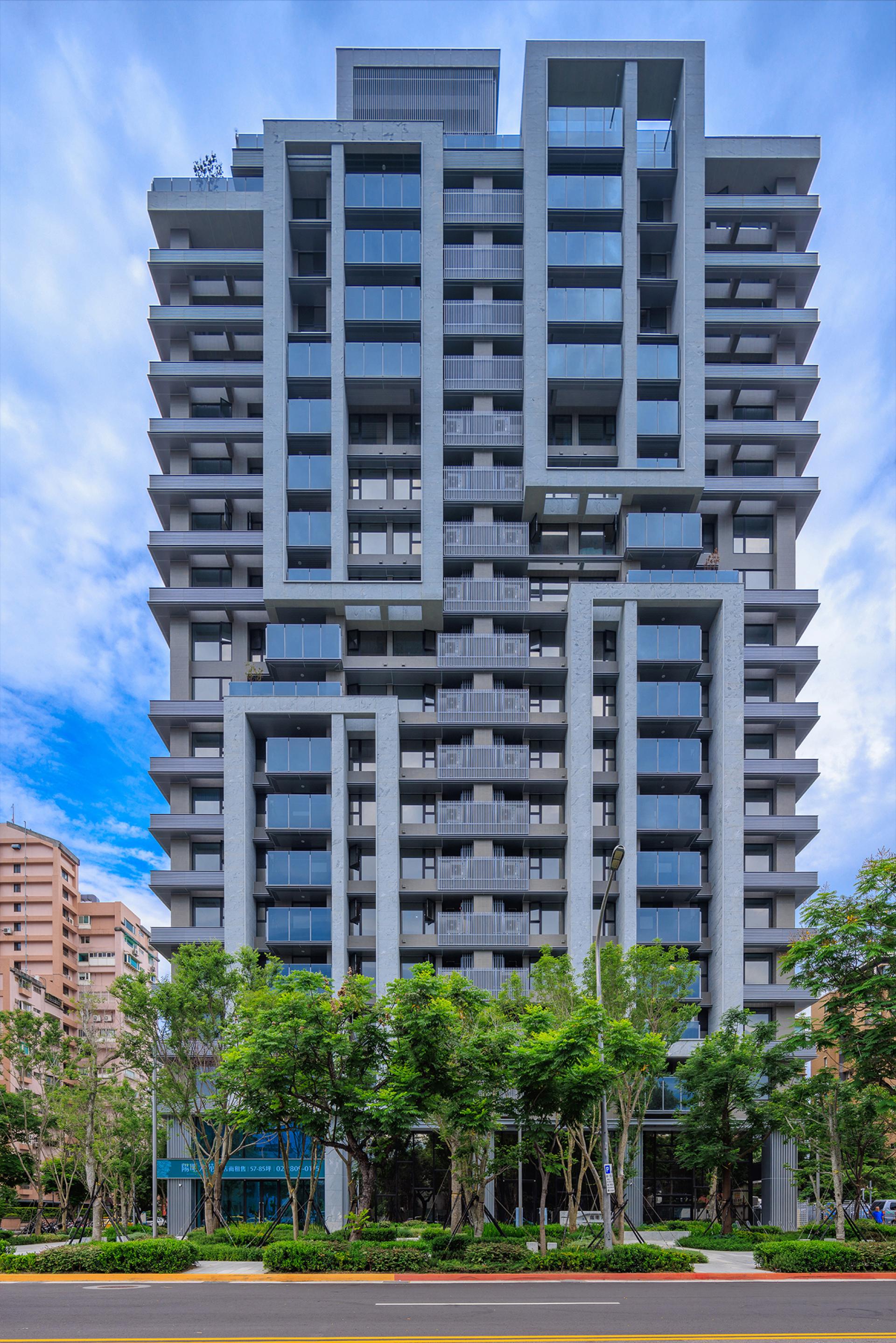 London Design Awards Winner - Dali Park Mansion