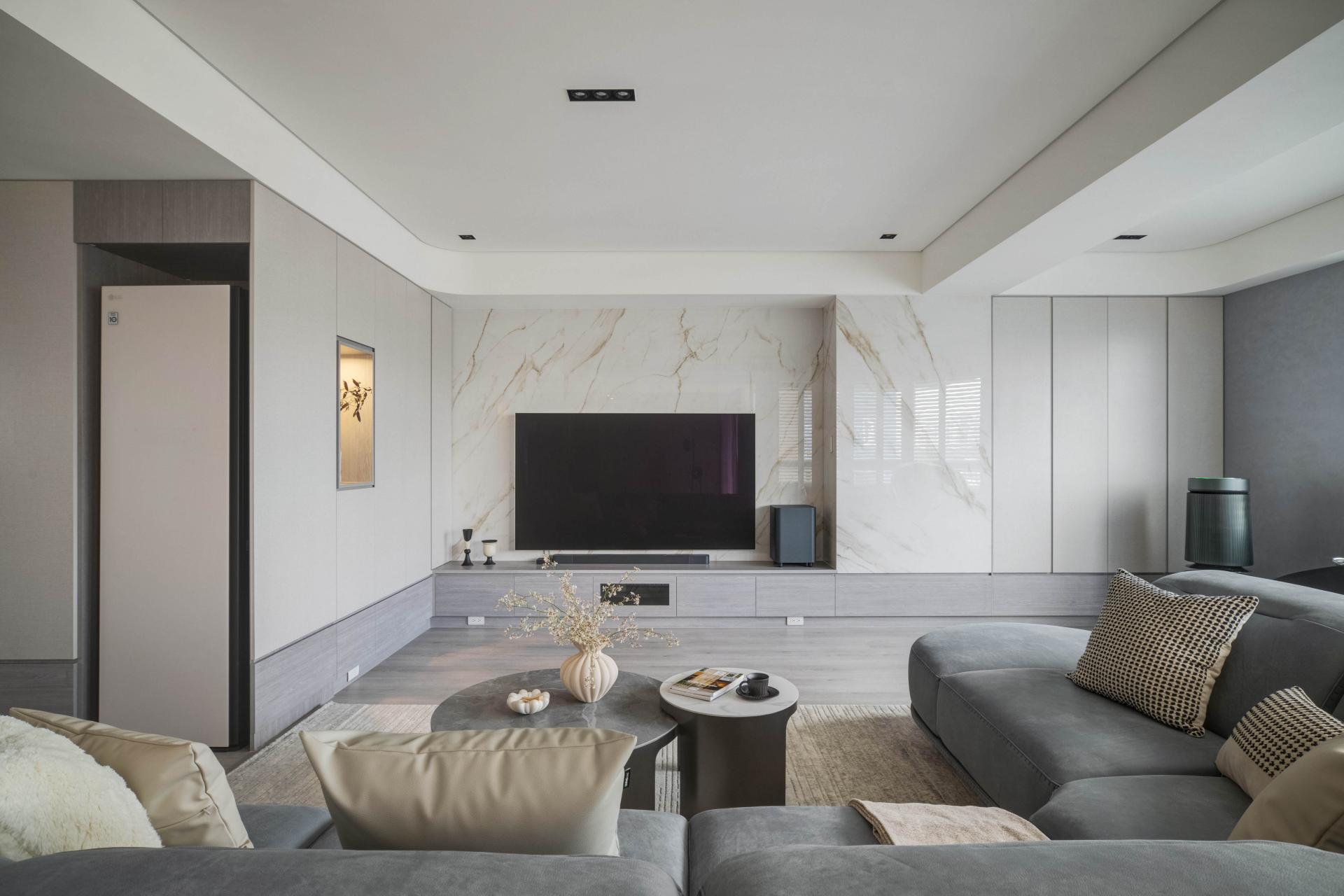 London Design Awards Winner - Veiled Dawn