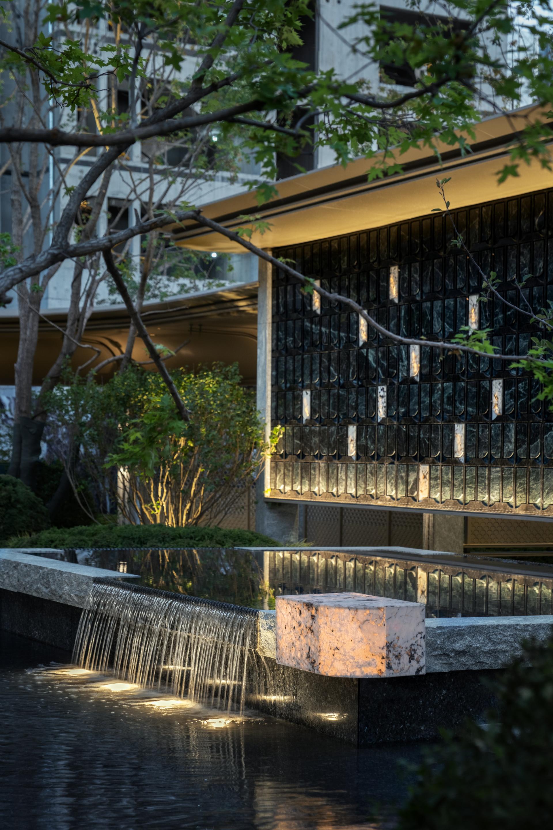 London Design Awards Winner - PRIVATE MANSION